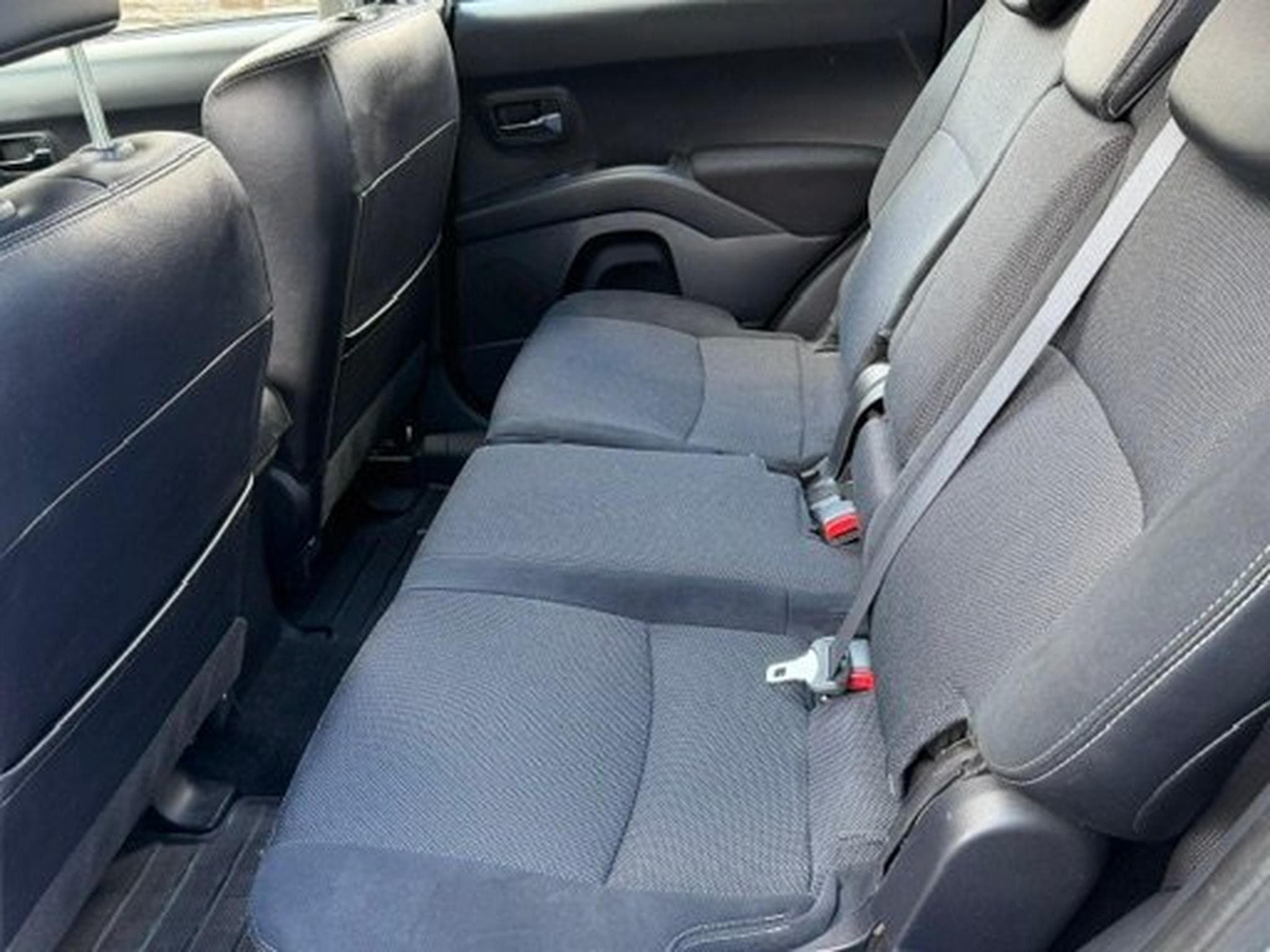 Peugeot 4007 (2009) - Photo 7
