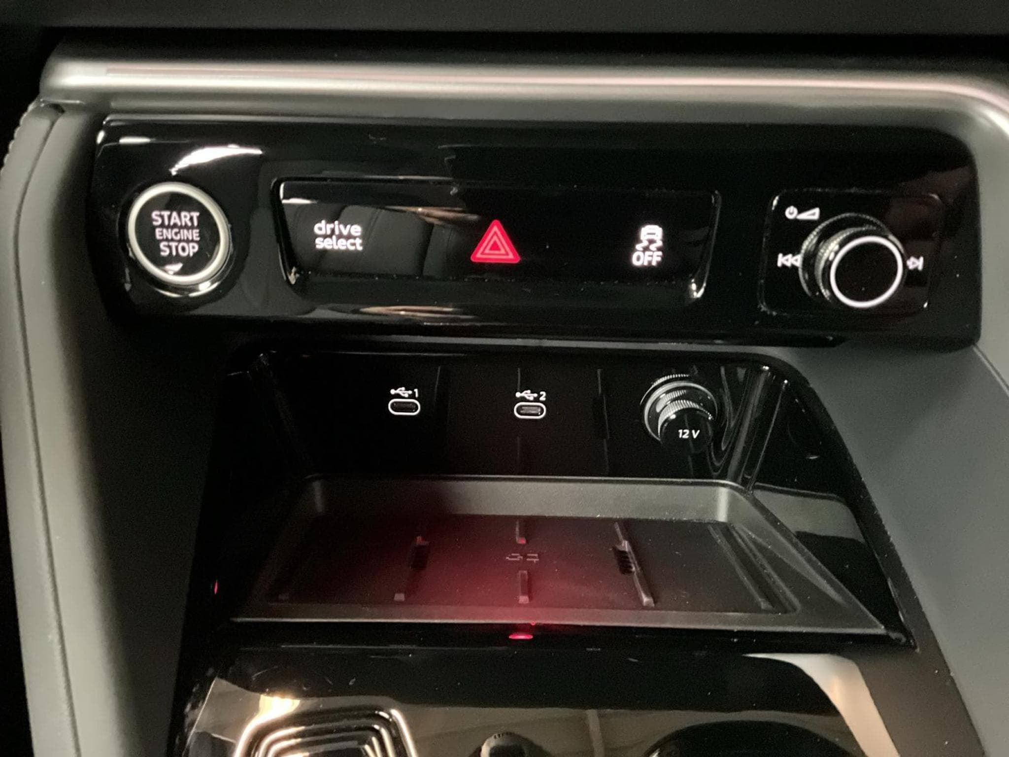 Audi Q5 Sportback+TFSI+S-Tronic+TechPlus+P.Business+LM18 (2025) - Photo 19