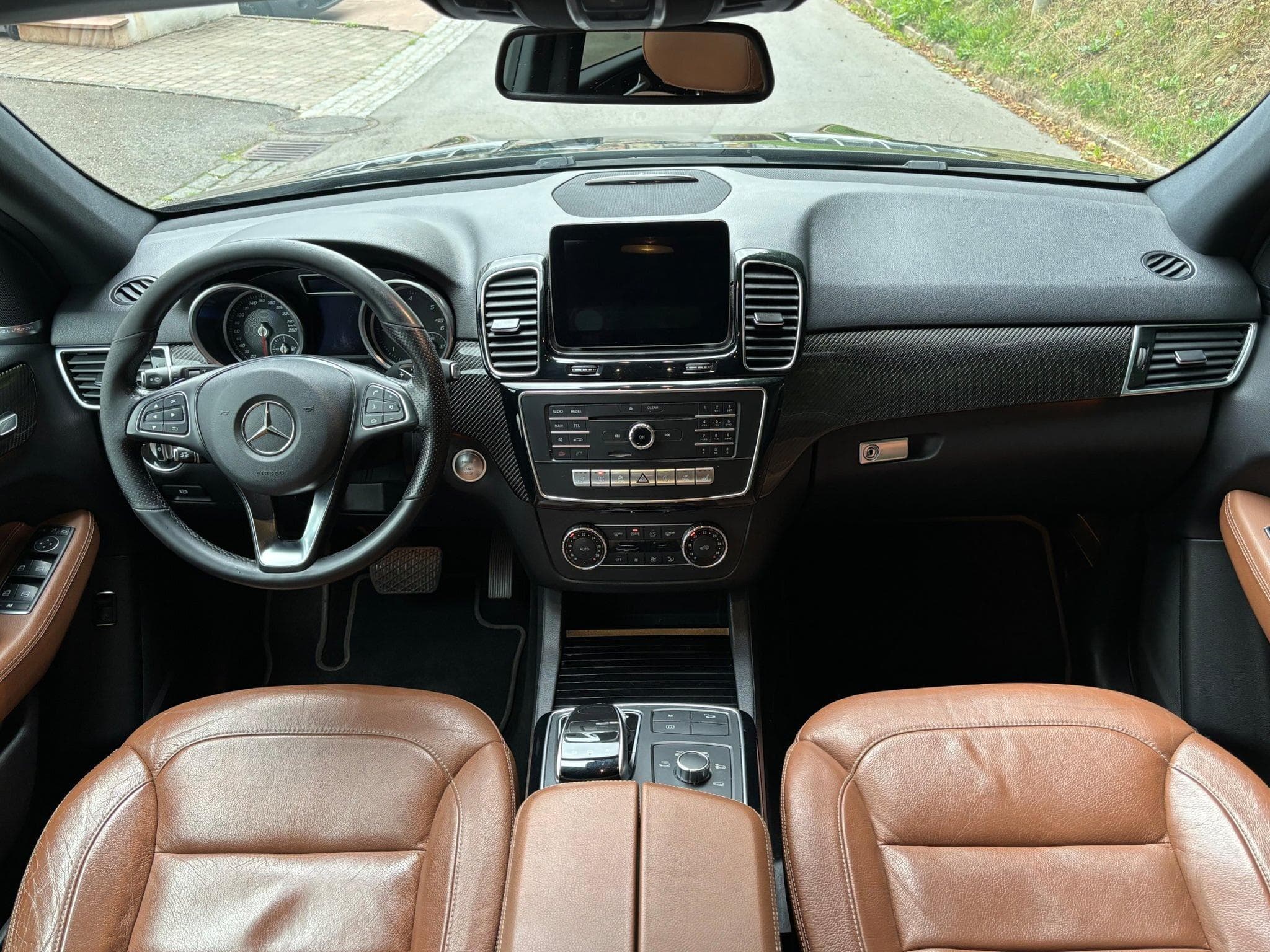 Mercedes GLE 350 AMG 4Matic 258cv (2016) - Photo 8