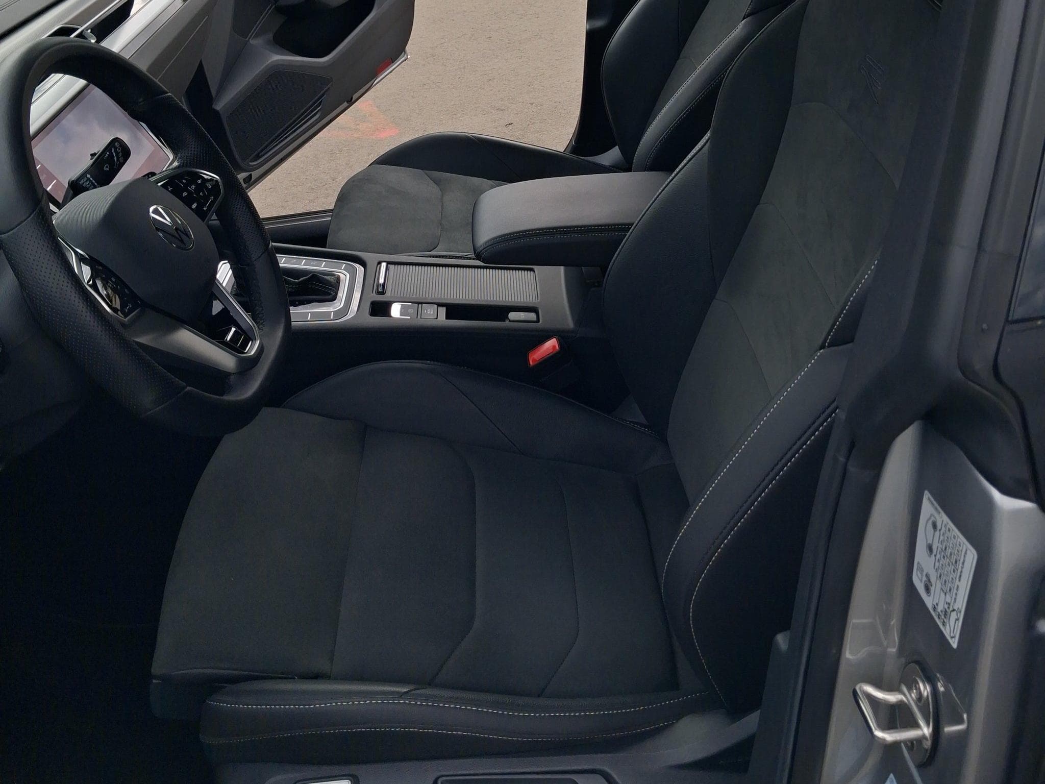 VW Arteon R-line (2024) - Foto 7