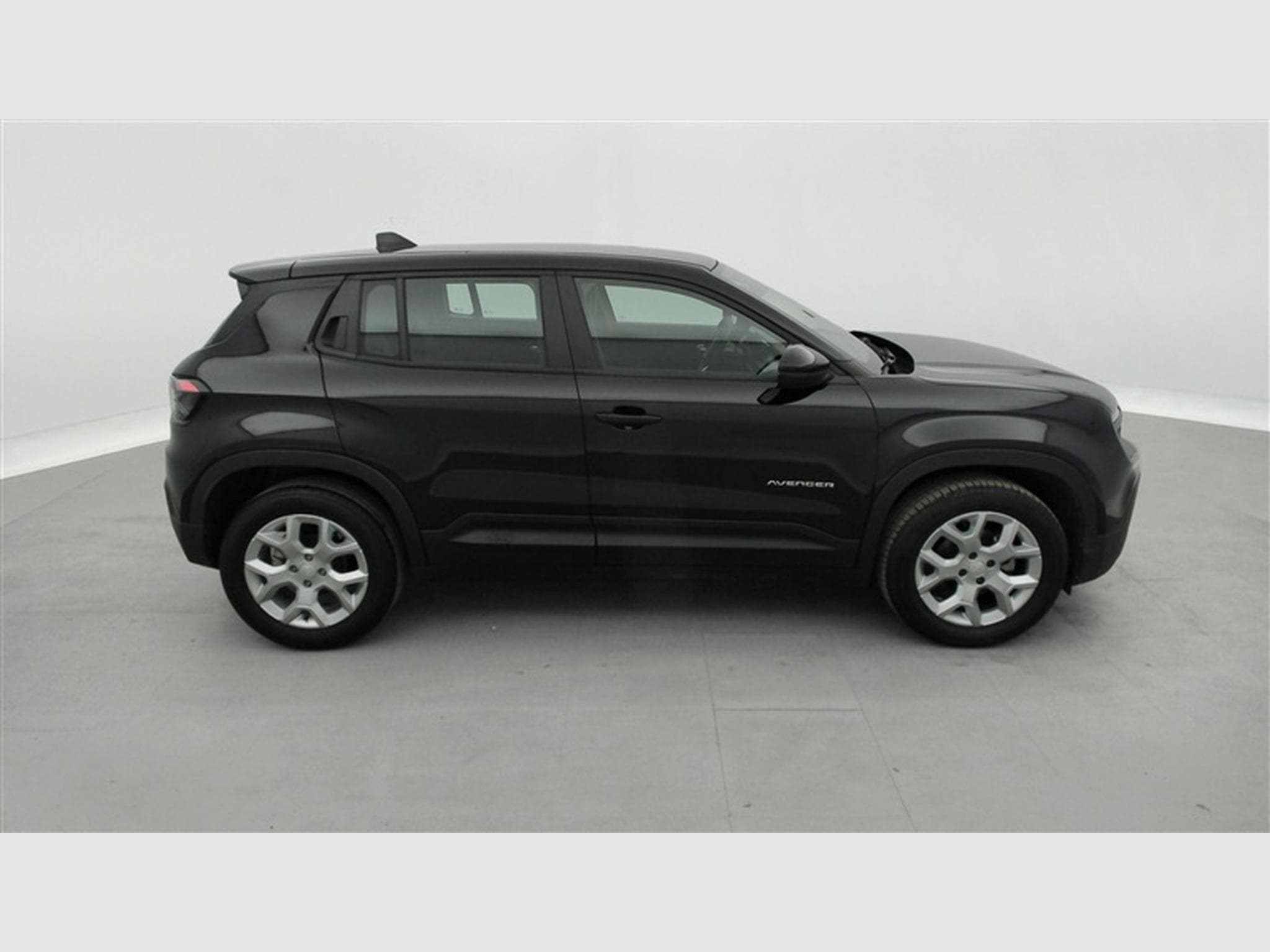 Jeep Avenger 1.2 Turbo 100cv Altitude NAVI / FULL LED / CUIR PARTIEL /CAM (2025) - Foto 24