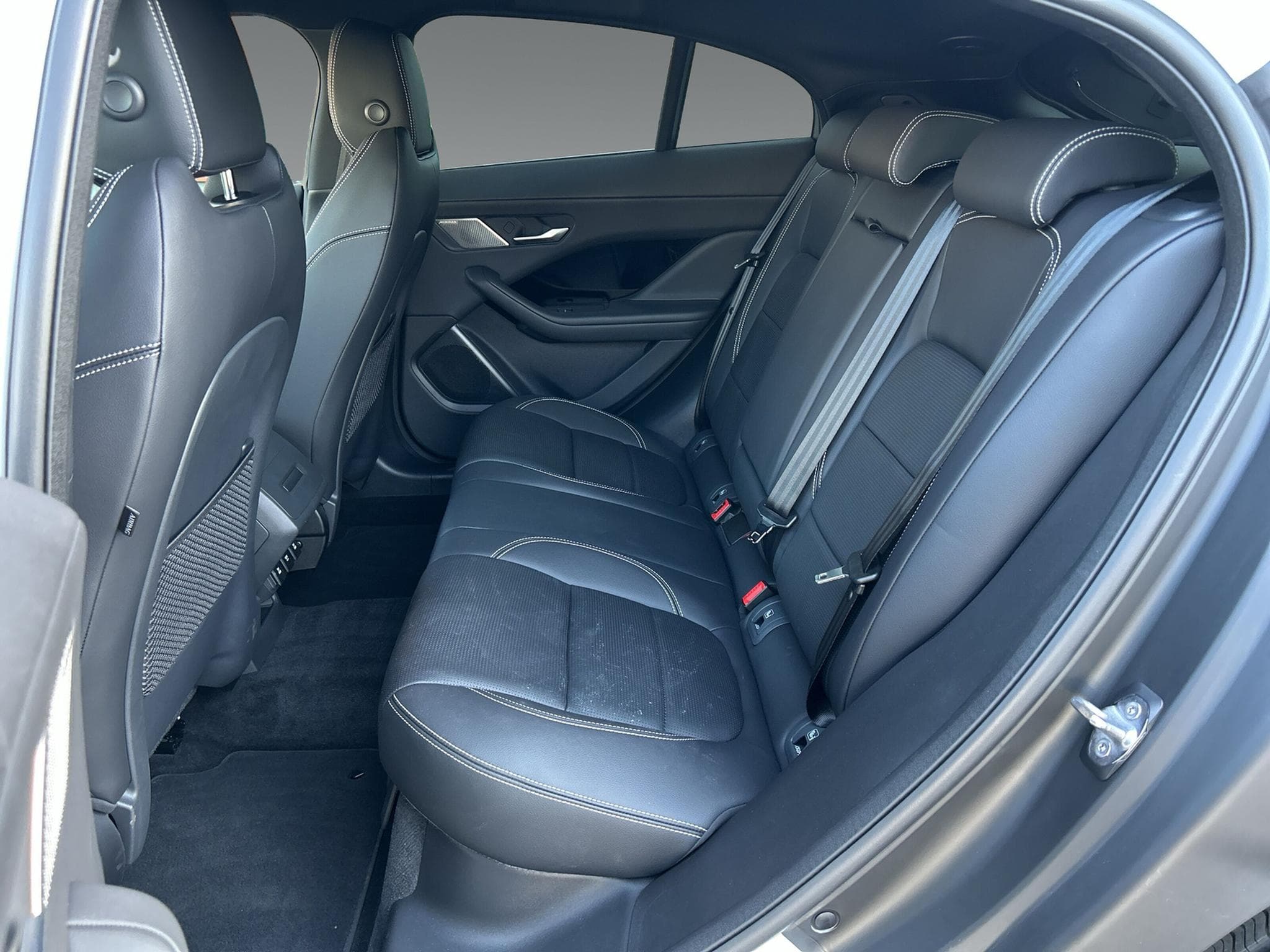 Jaguar I-Pace I-PACE  EV400 S+Black Pack+ACC+Totwinkel+Memory (2023) - Photo 8