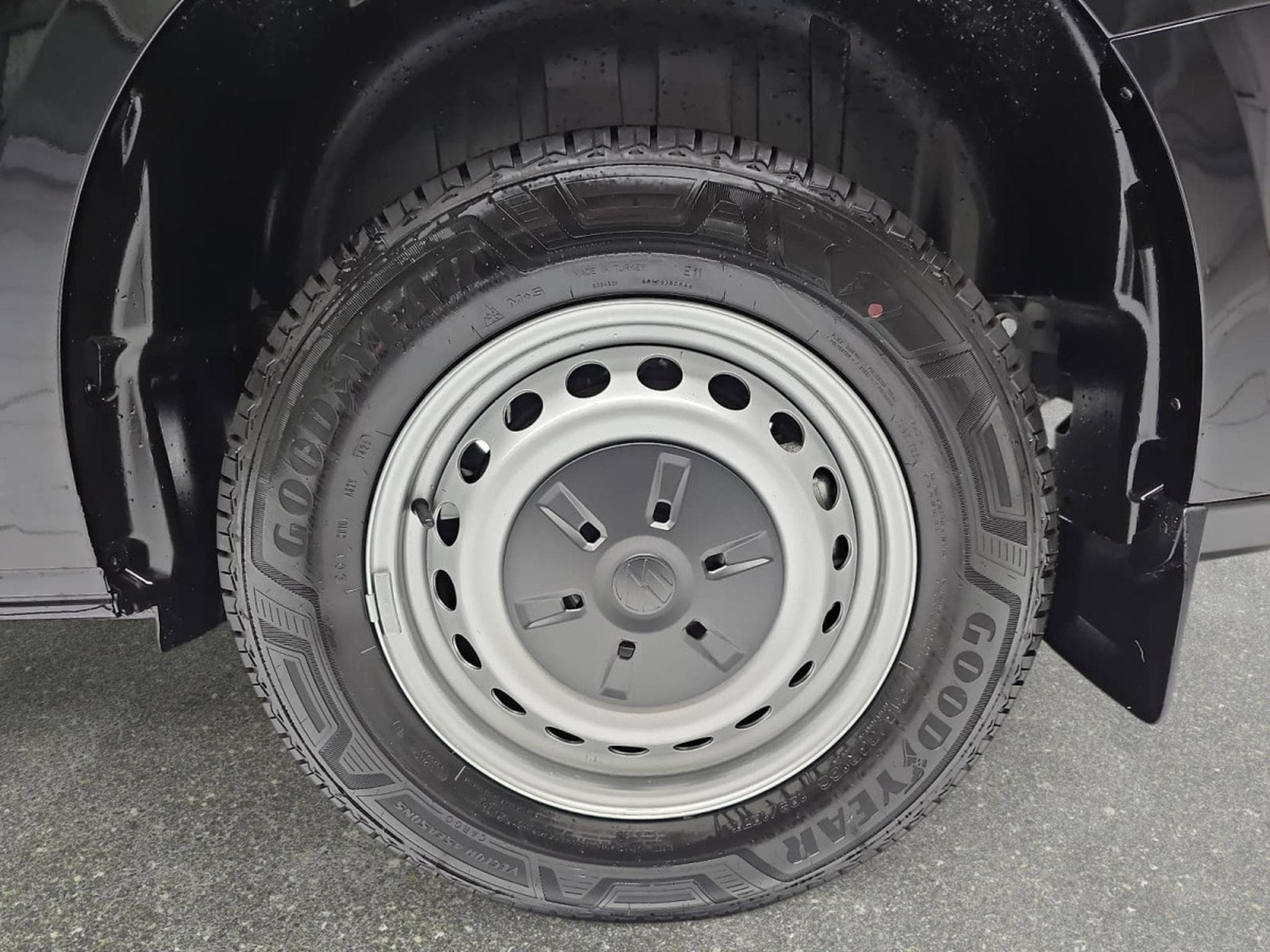 VW T6.1 2.0 TDI DSG 170 L2H1 (2026) - Photo 6