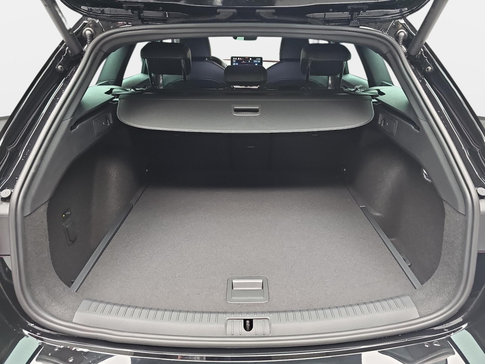 Cupra Leon 1.5 eTSi DSG 150 Kombi (2025) - Photo 9