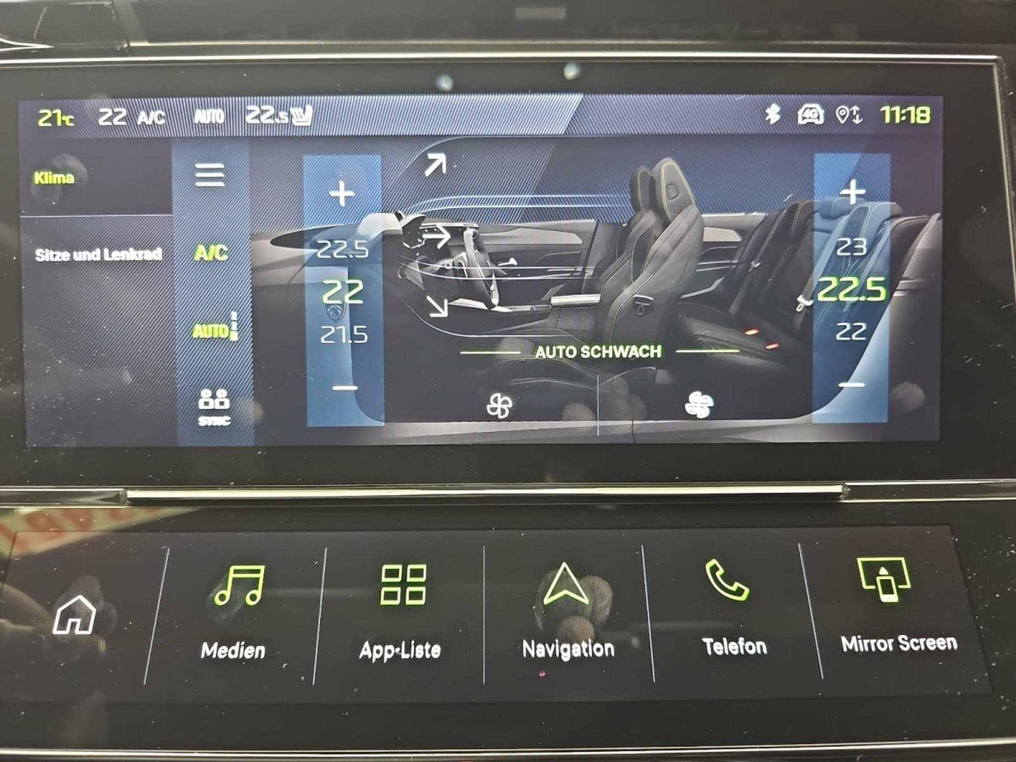 Peugeot 308 1.2 Hybrid e-DSC6 145 GT (2026) - Photo 10