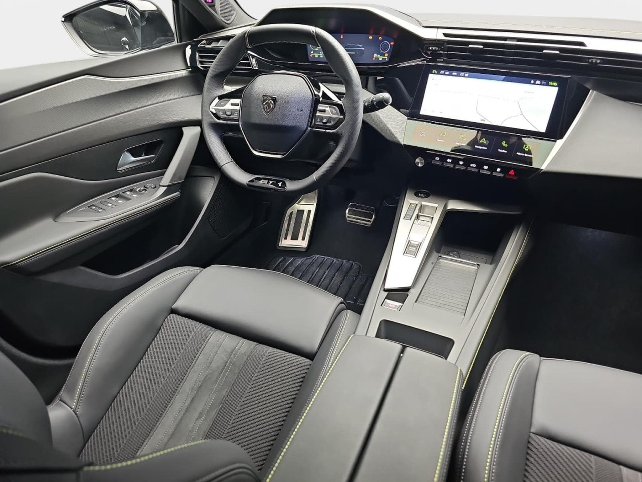 Peugeot 308 1.2 Hybrid e-DSC6 145 GT (2026) - Photo 8