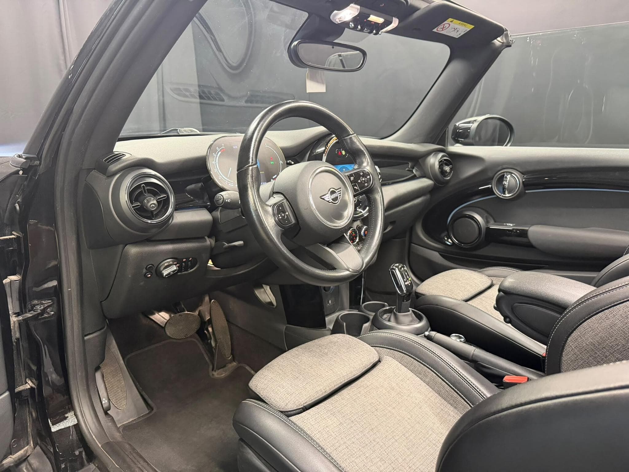 MINI Cooper EXPERIENCE AUT 136cv NAVI / REGUL / CAMERA (2022) - Foto 11