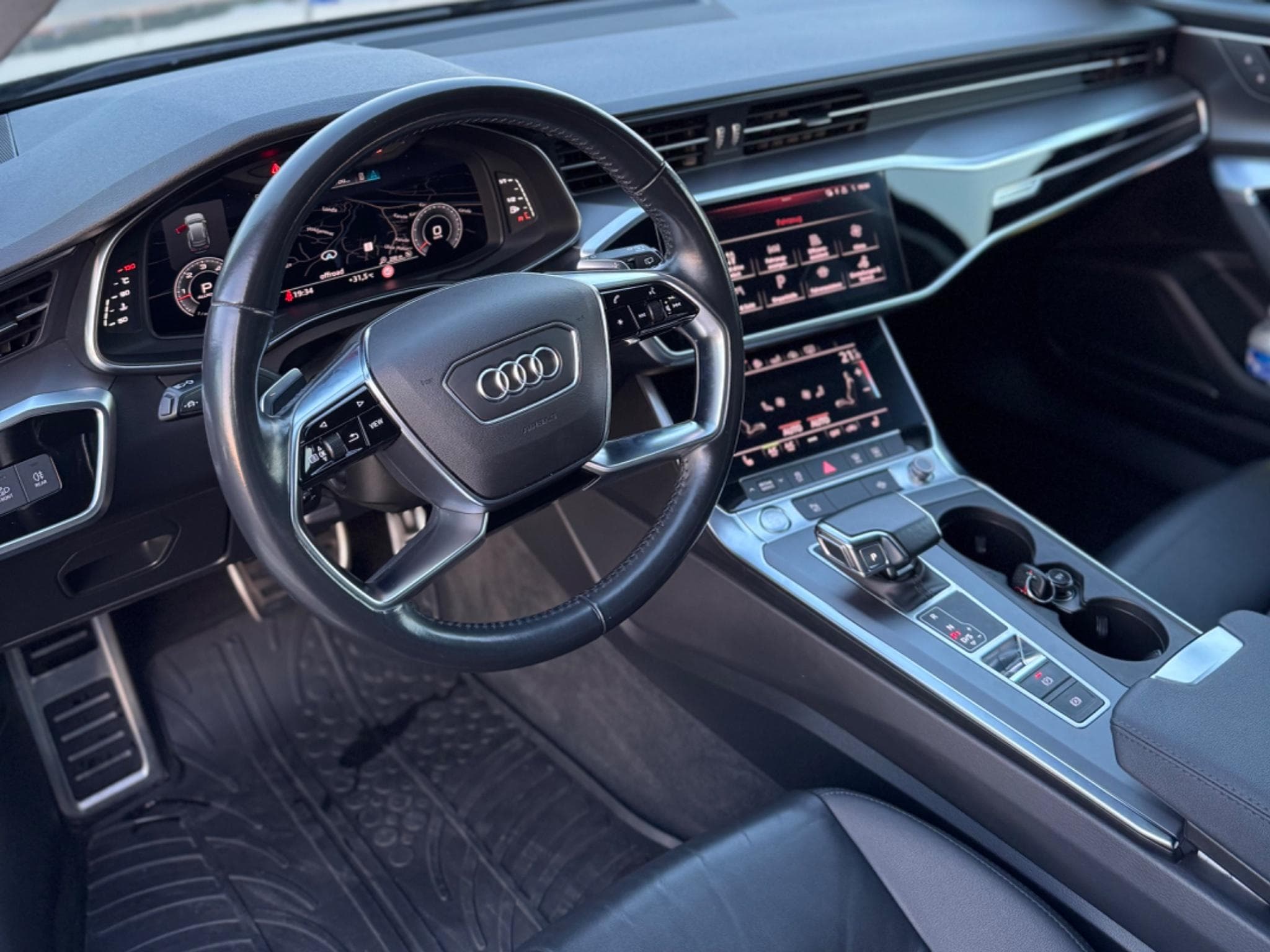 Audi A6 Allroad 45 TDi (2019) - Photo 3
