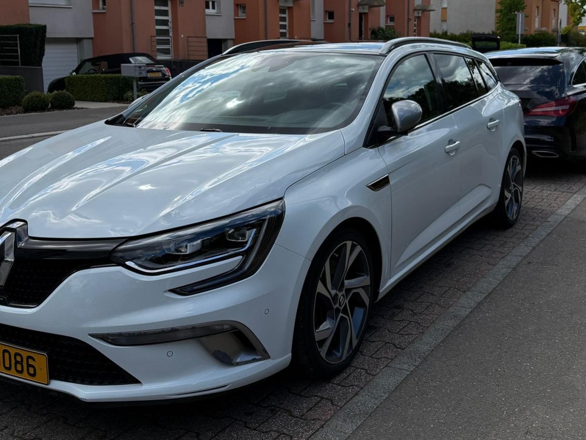 Renault Megane IV Grand Tour GT Version (2018) - Photo 2