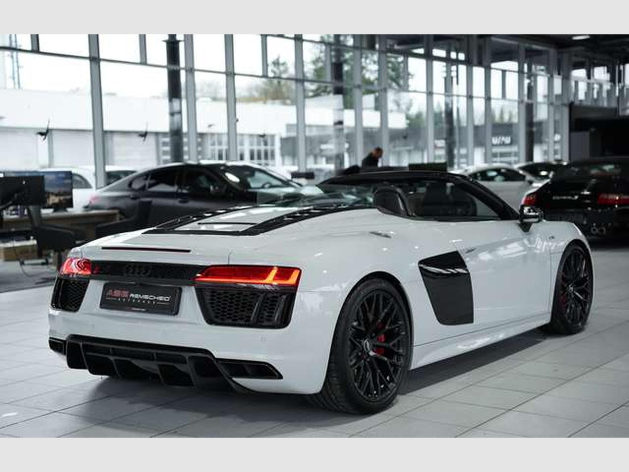 Audi R8 q. Spyder *1.Hand *S-AGA *NO OPF* *33TSD KM (2017) - Foto 12