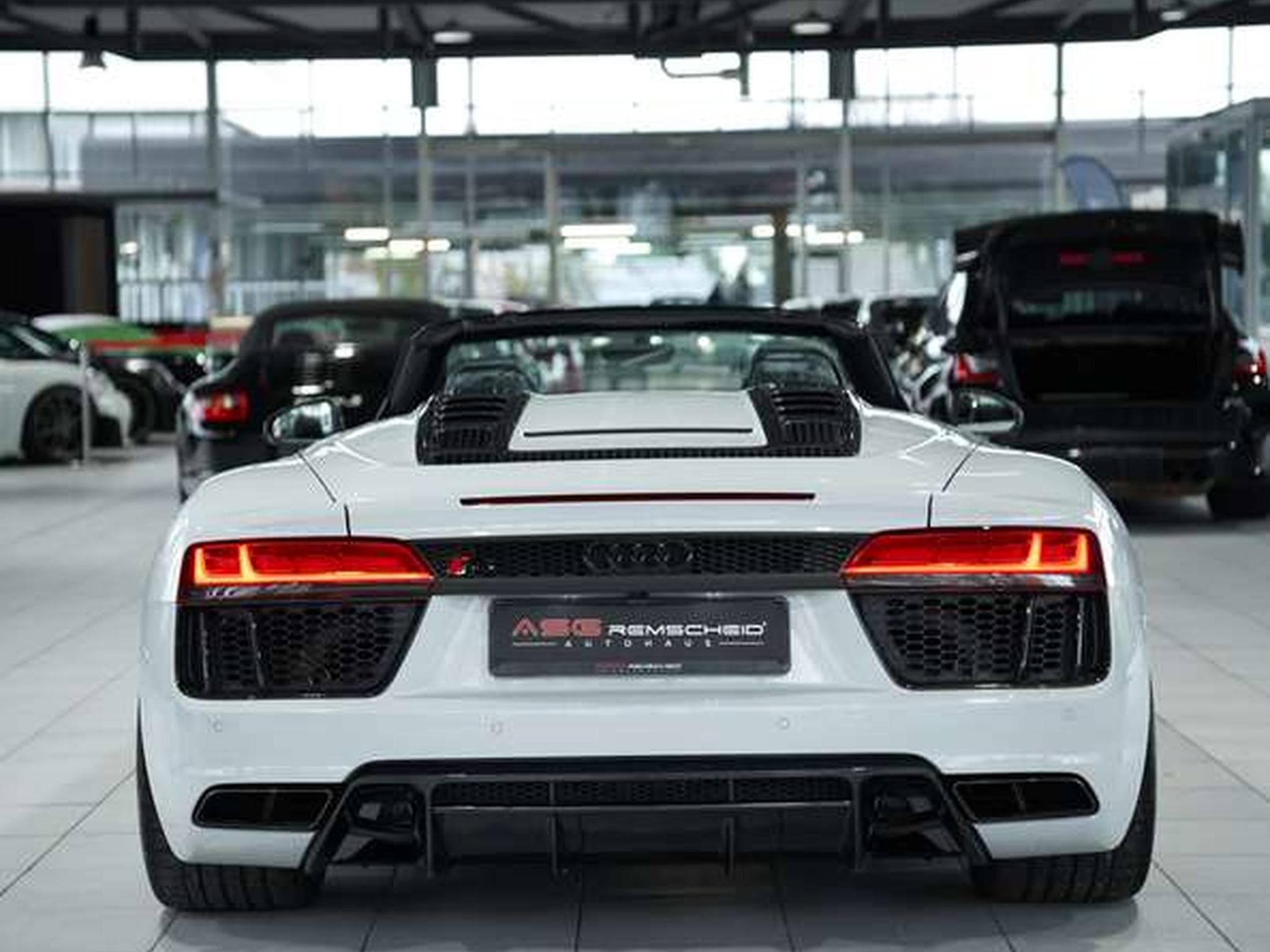 Audi R8 q. Spyder *1.Hand *S-AGA *NO OPF* *33TSD KM (2017) - Foto 14