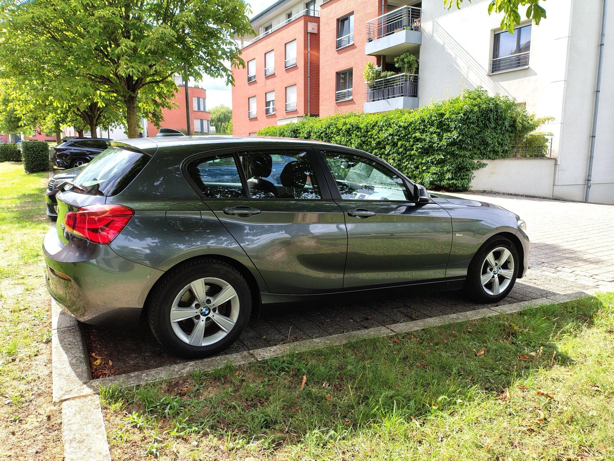 BMW 116 116d Sportline (2017) - Foto 4