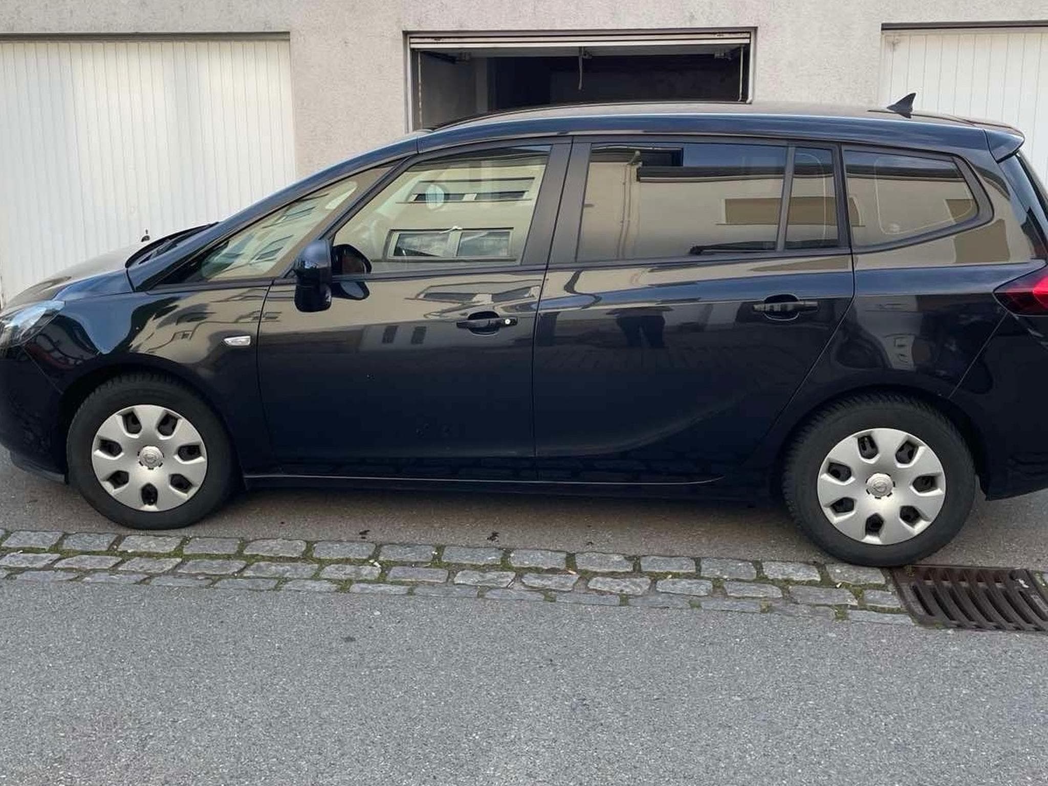 Opel Zafira Tourer (diesel) (2016) - Photo 2