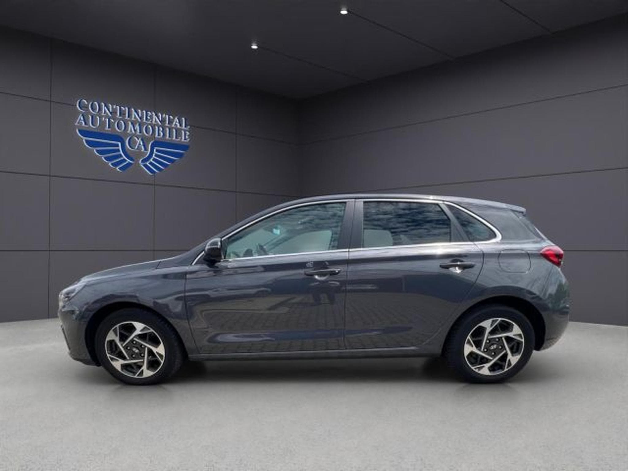 Hyundai i30 i30 KLIMA,NAVI,TEMPOMAT,PDC,RFK,AUTOMATIK,BT (2024) - Photo 2