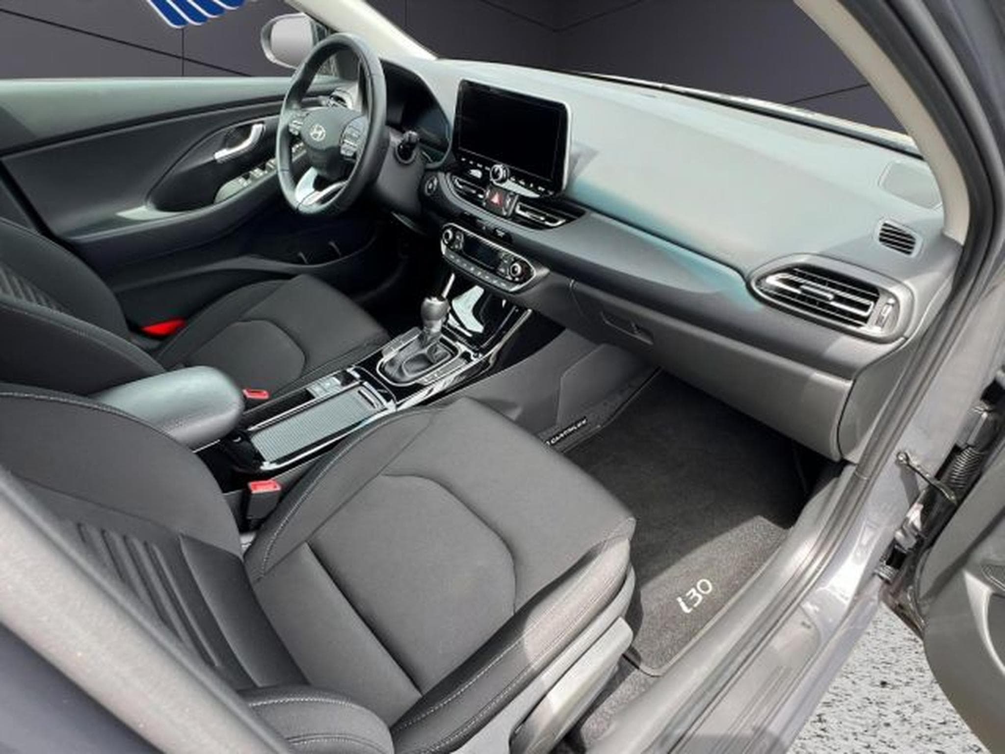 Hyundai i30 i30 KLIMA,NAVI,TEMPOMAT,PDC,RFK,AUTOMATIK,BT (2024) - Photo 10