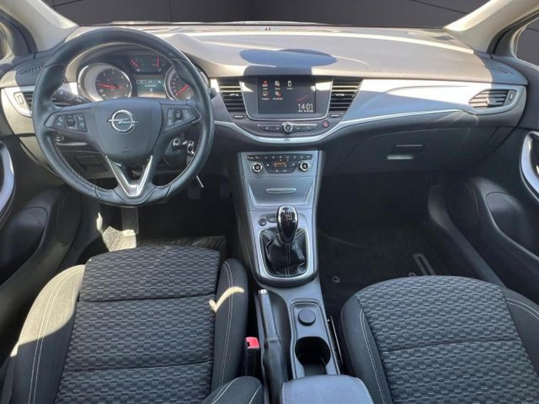 Opel Astra Astra K Sports Tourer Business KLIMA,PDC,SHZ,ESP (2017) - Photo 14