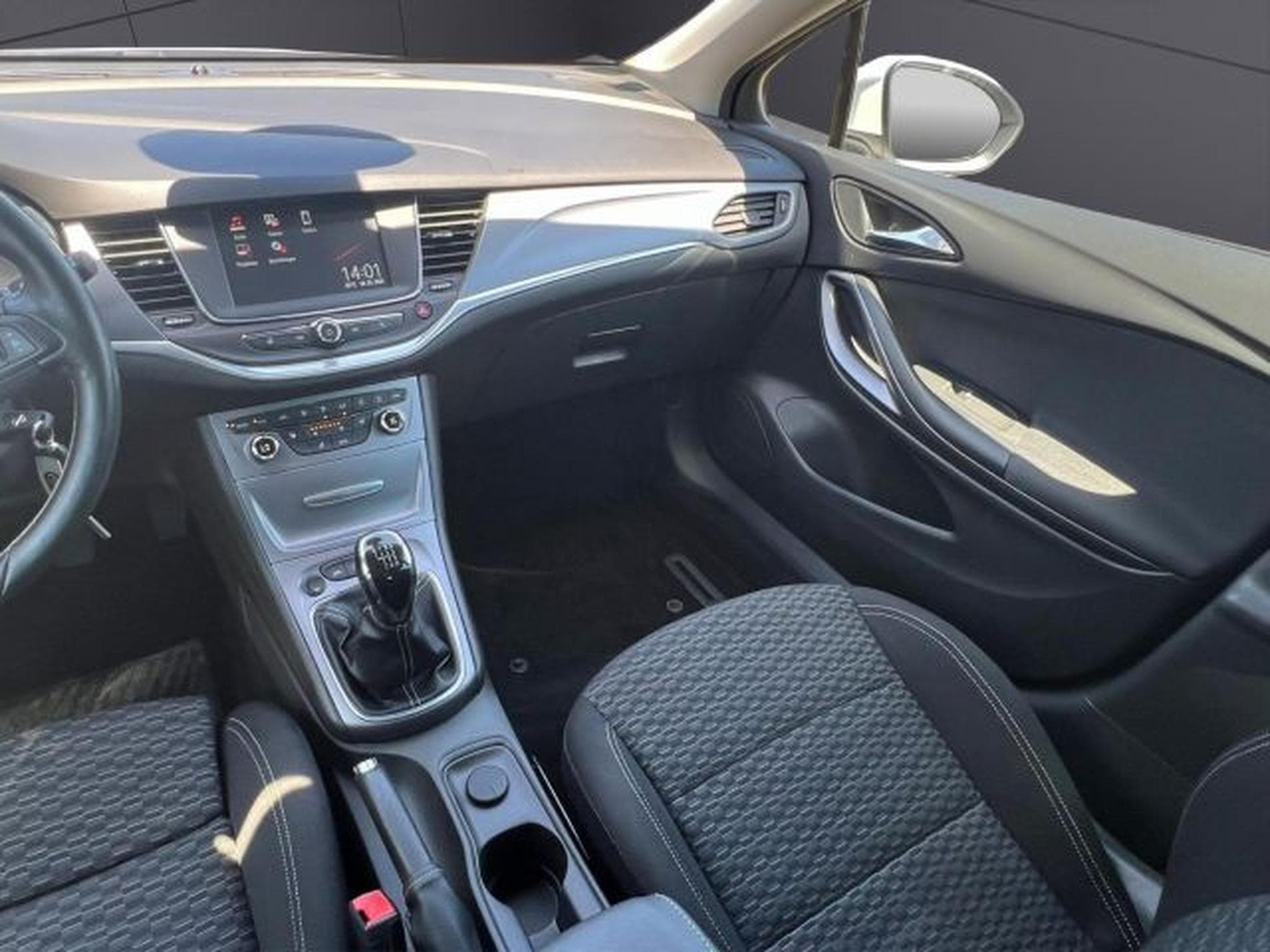Opel Astra Astra K Sports Tourer Business KLIMA,PDC,SHZ,ESP (2017) - Photo 15