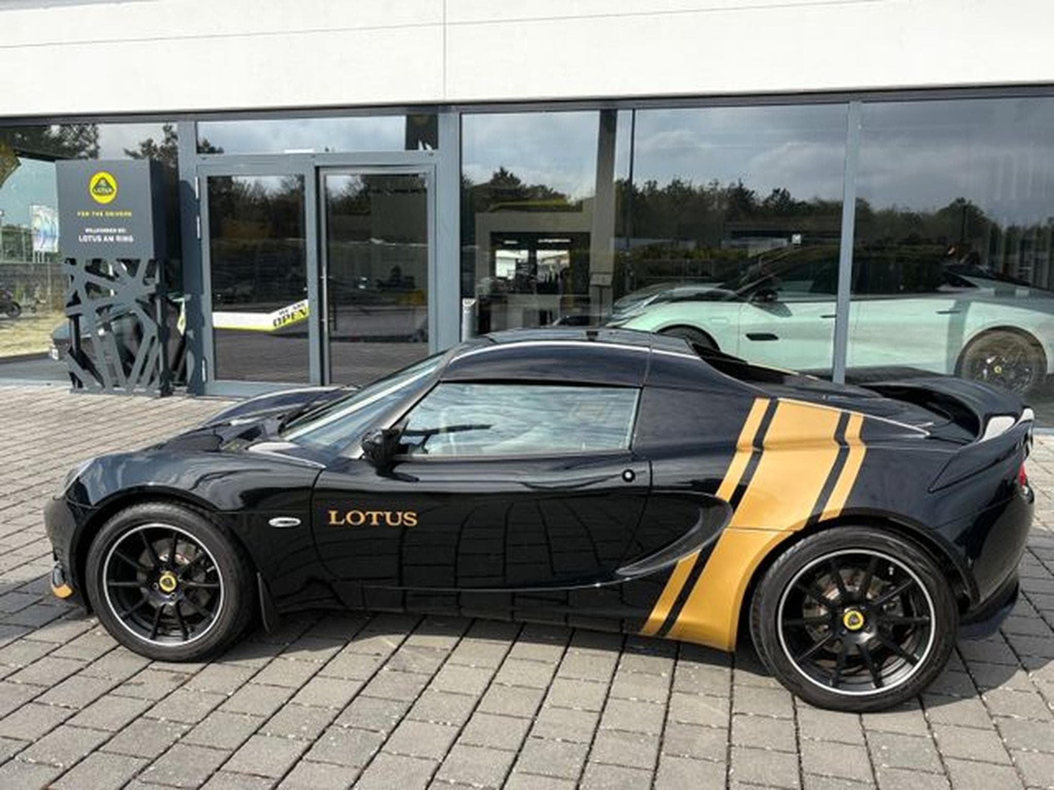 Lotus Elise Elise 220 Heritage Edition JPS "Lotus am Ring" (2020) - Photo 3