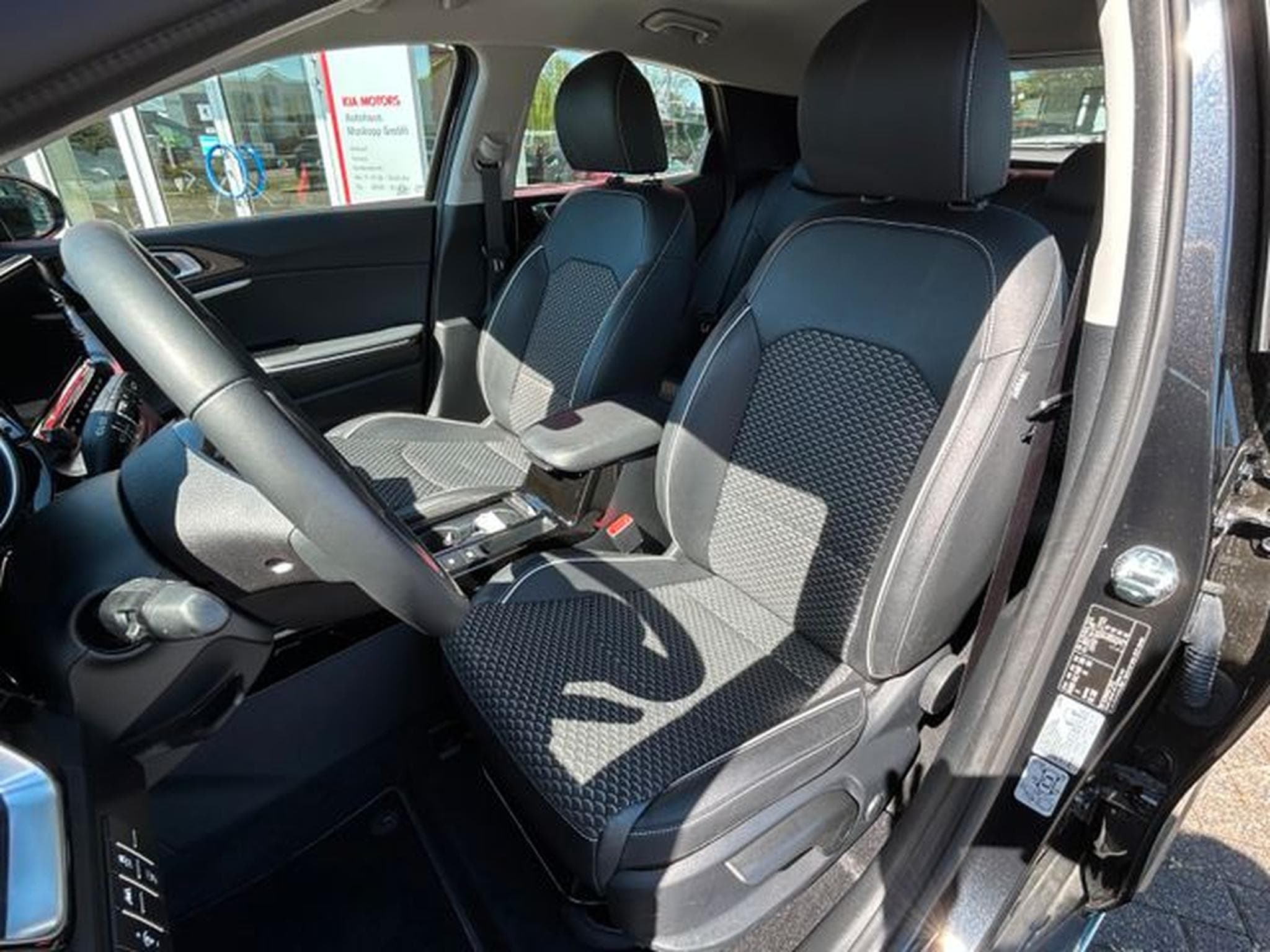 Kia XCeed XCeed 1,5T DCT Vision Komfort Navi LED Kamera (2025) - Foto 10