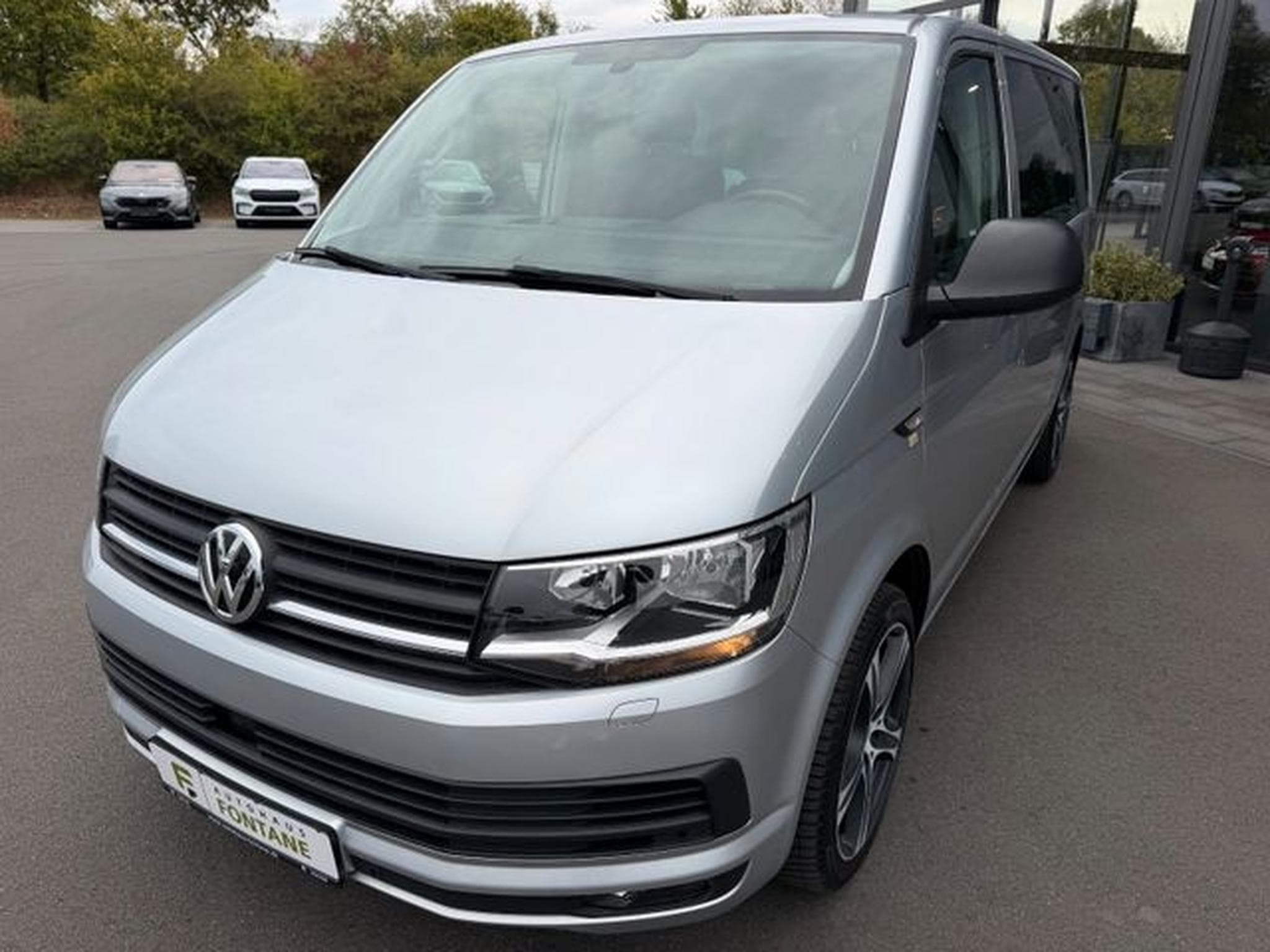 VW T6.1 T6 Bus Multivan Navi Kamera Standheizung AHK ACC (2019) - Photo 2