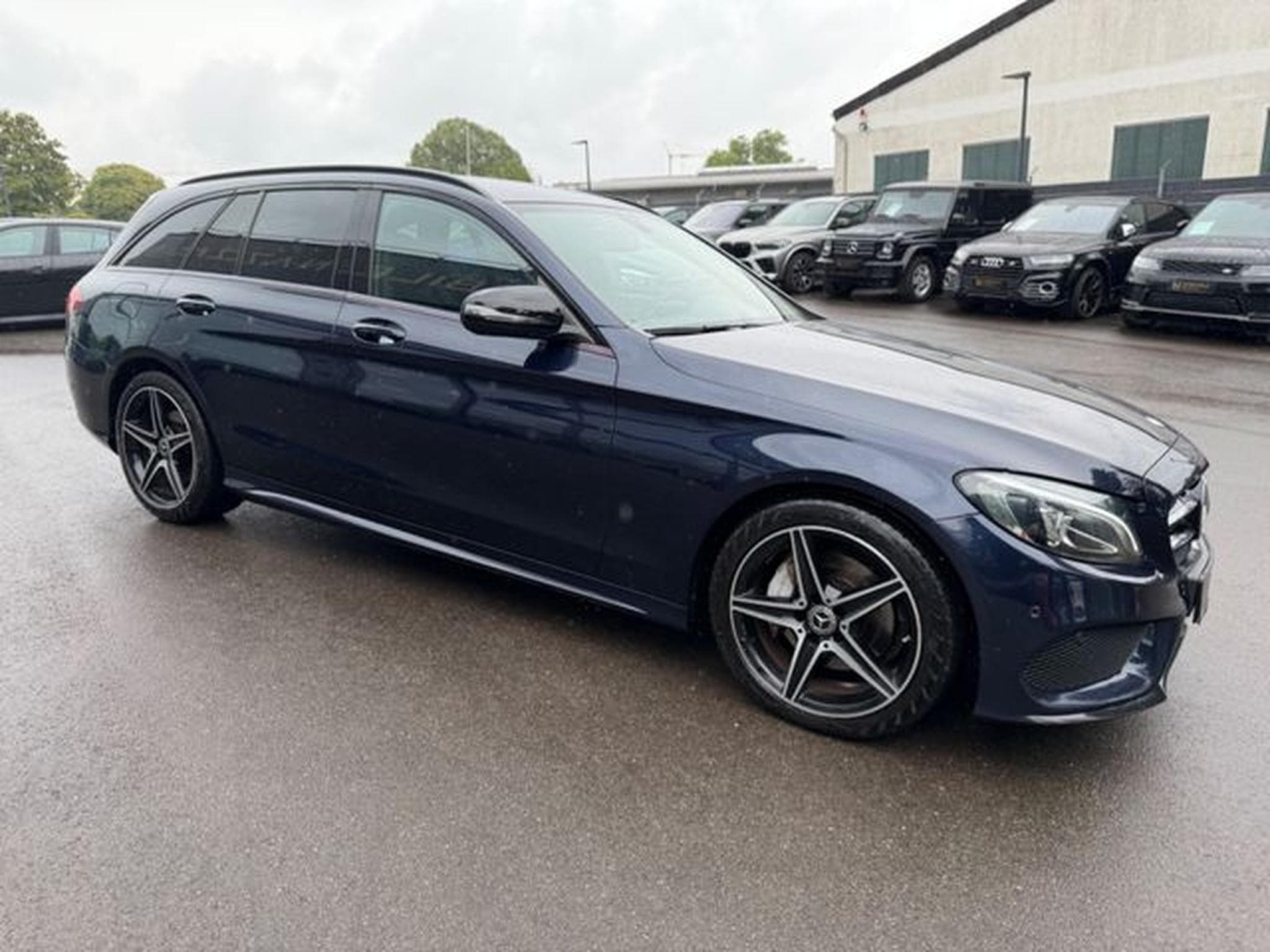 Mercedes C 180 C 180d T*AMG-LINE*AUT.*NIGHT*VOLL-LED*NAVI*LEDER (2017) - Foto 5