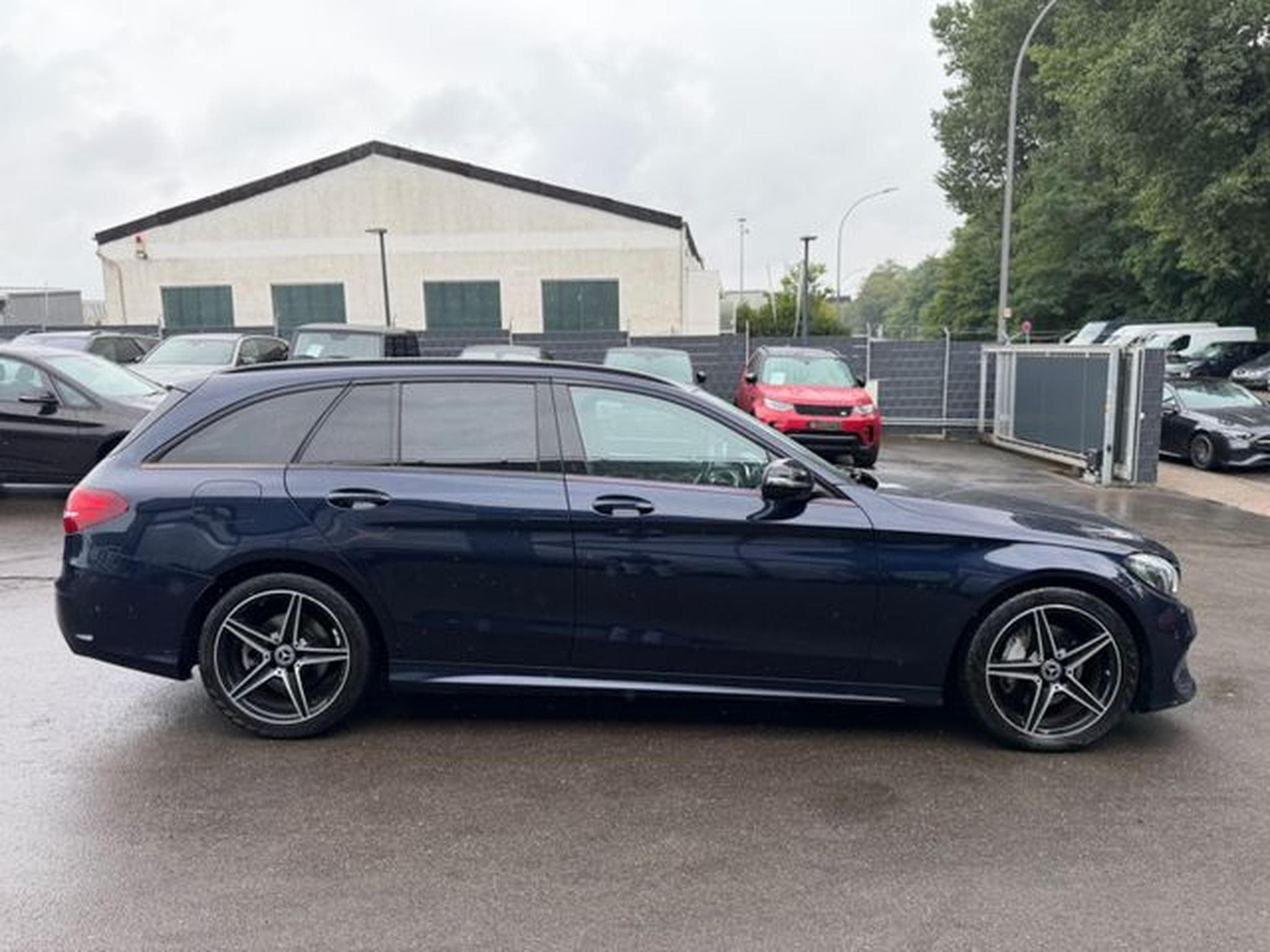 Mercedes C 180 C 180d T*AMG-LINE*AUT.*NIGHT*VOLL-LED*NAVI*LEDER (2017) - Foto 14