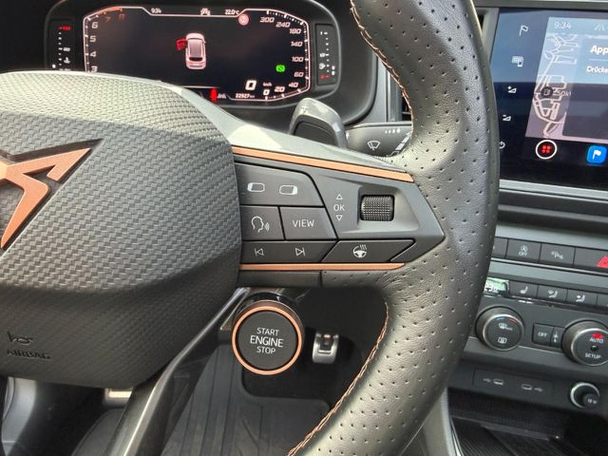 Cupra Ateca Ateca 2,0TSi VZ 4Drive Pano Navi 360° Teilleder (2025) - Photo 15