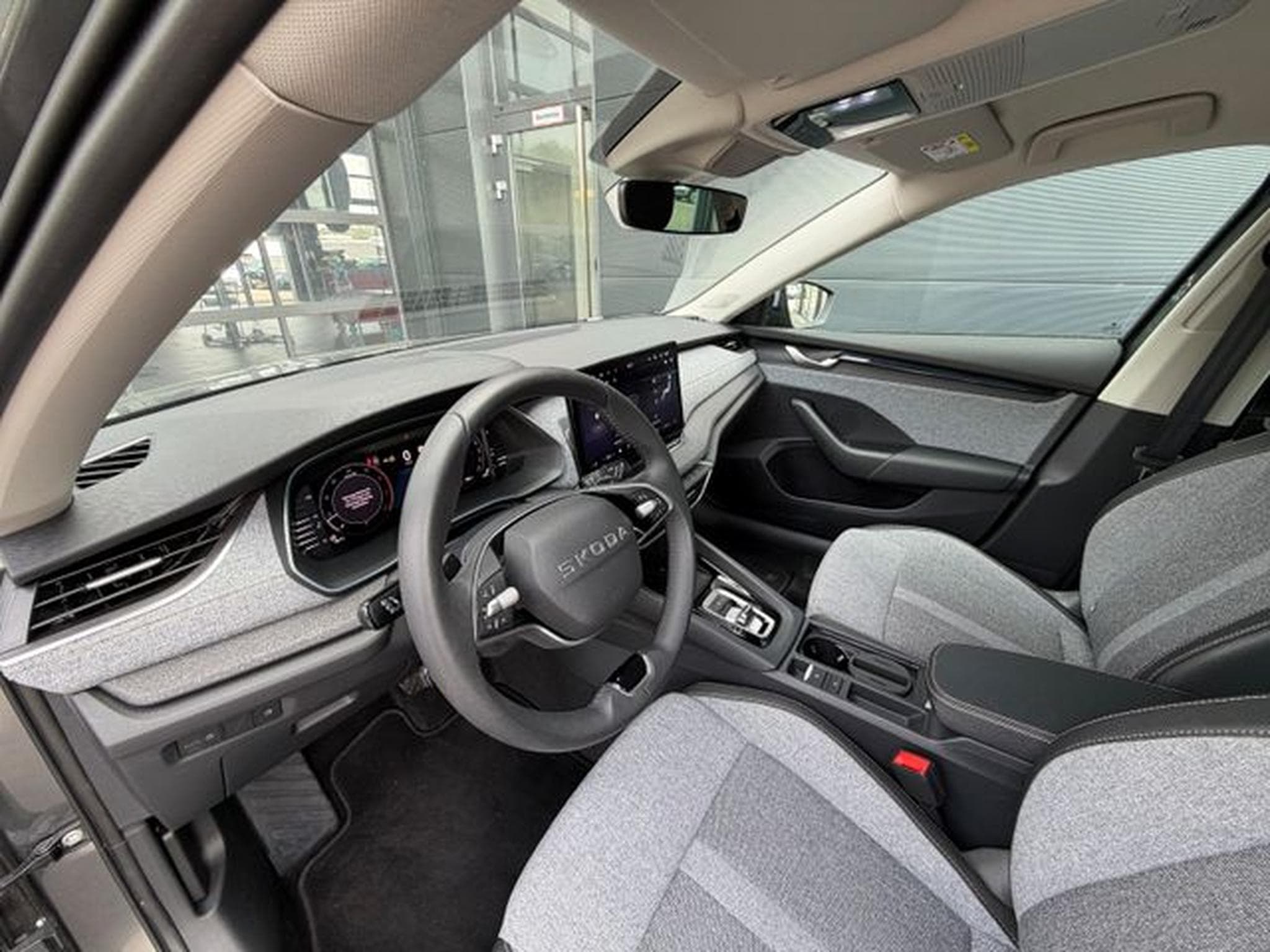 Skoda Octavia Octavia 2.0 TDI Selection Kamera Keyless LED ACC (2025) - Photo 10