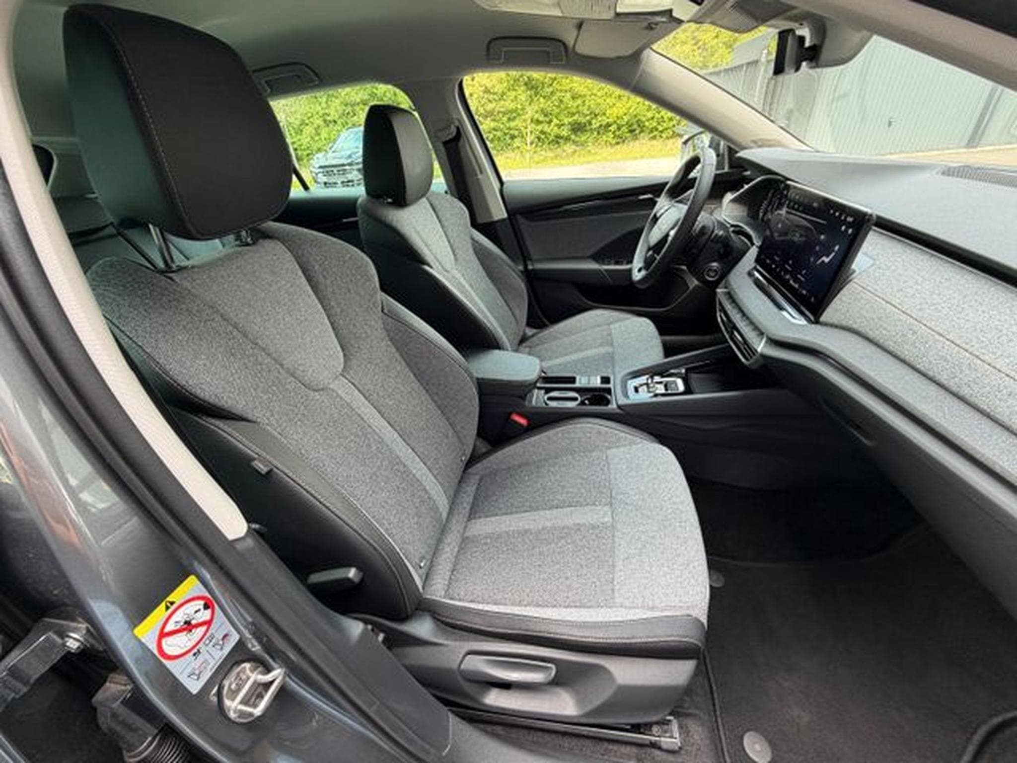 Skoda Octavia Octavia 2.0 TDI Selection Kamera Keyless LED ACC (2025) - Photo 15