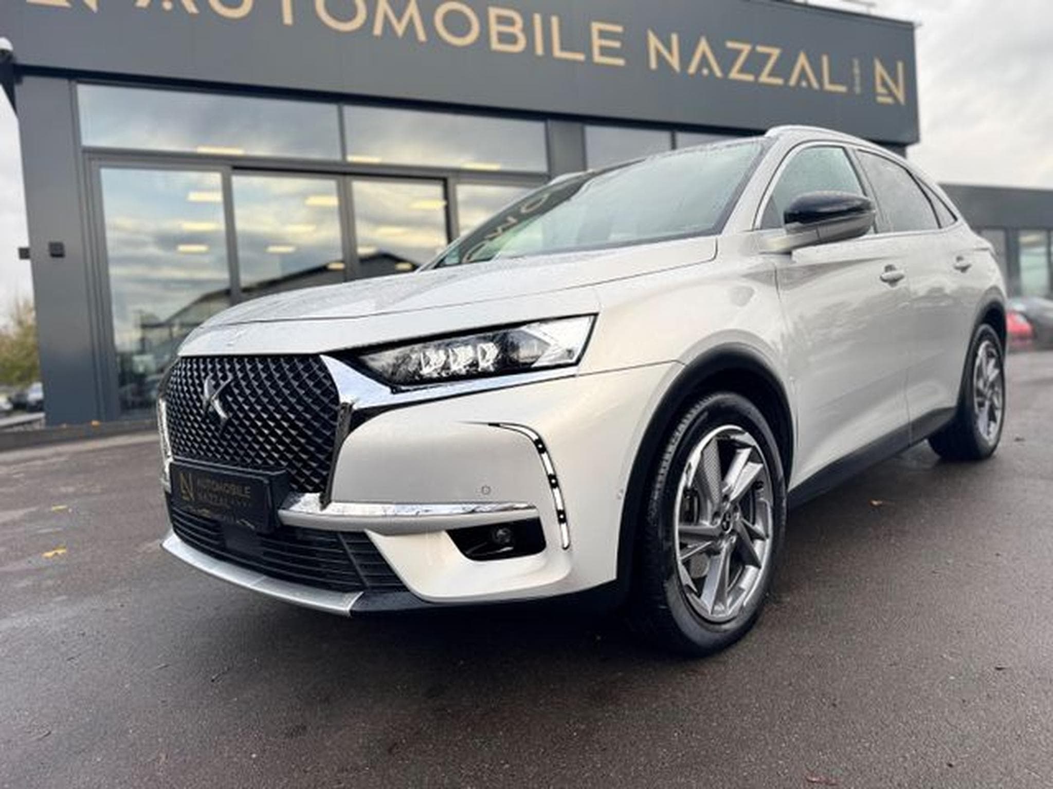 DS Automobiles DS7 DS7 E-TENSE 300 KW OPERA 4X4*LED*NAVI* (2022) - Photo 2