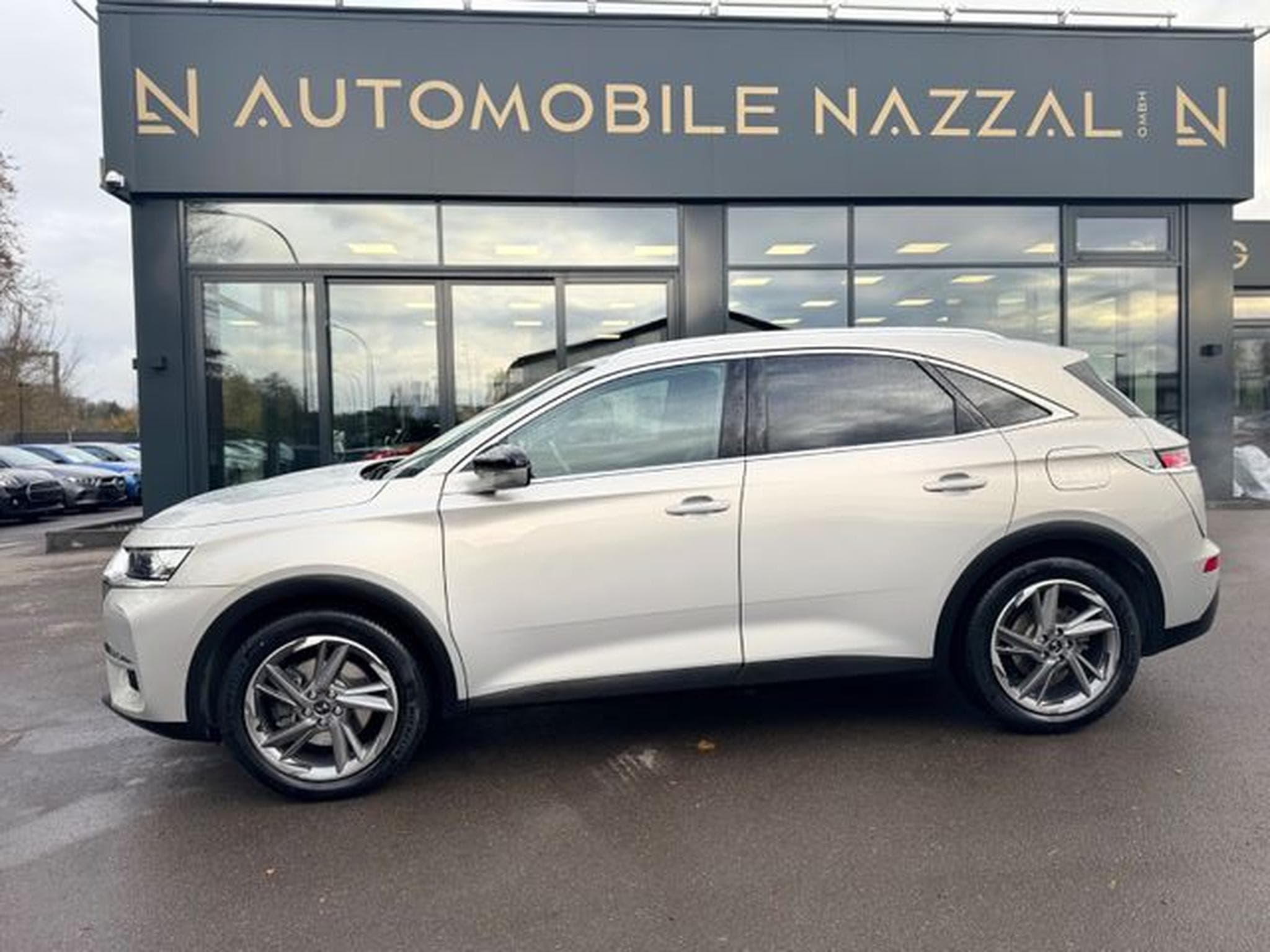 DS Automobiles DS7 DS7 E-TENSE 300 KW OPERA 4X4*LED*NAVI* (2022) - Photo 13