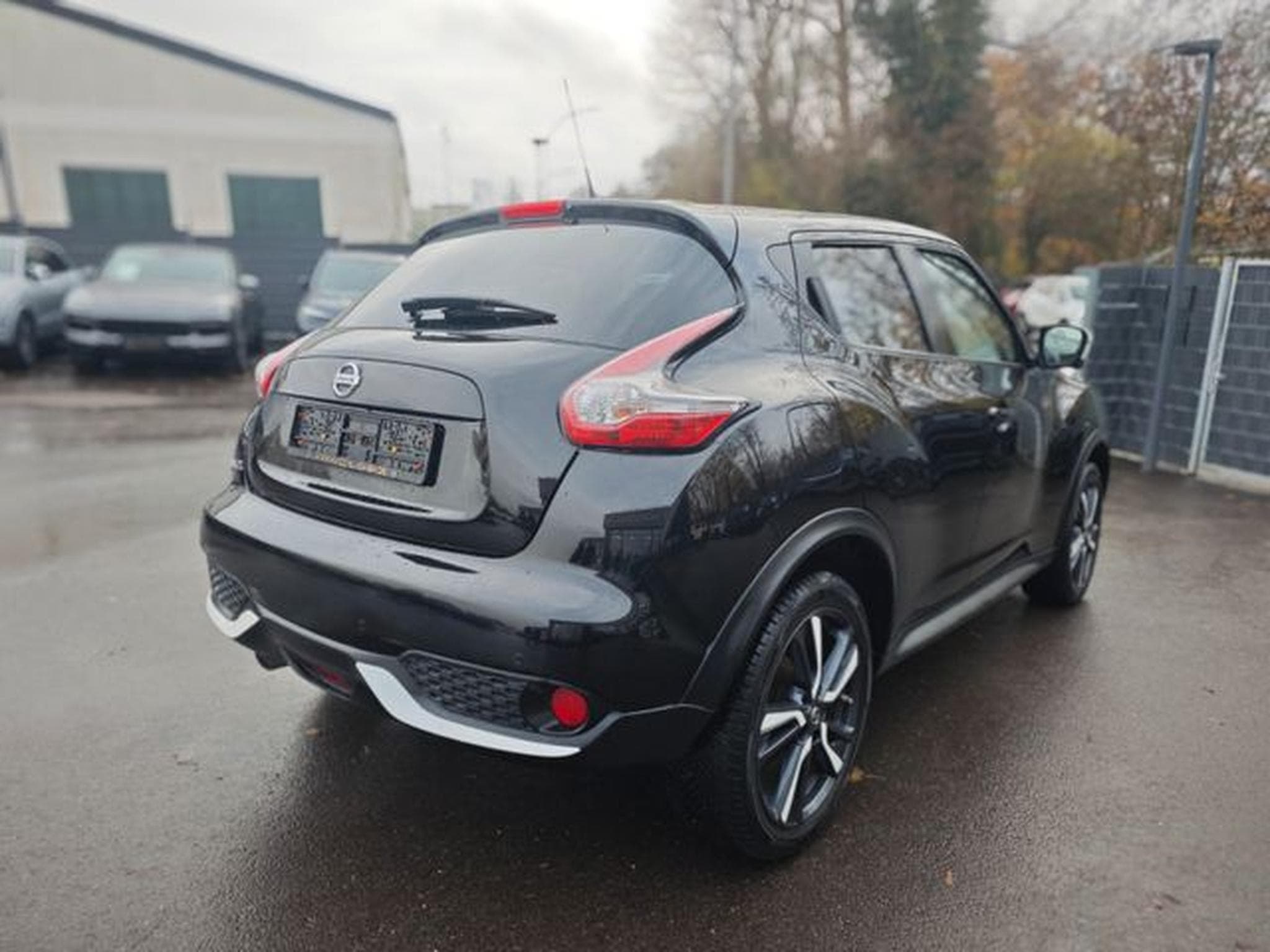 Nissan Juke JUKE SPORT DESIGN*AUT*LEDER*360 GRAD KAMERA*PANO (2015) - Foto 6