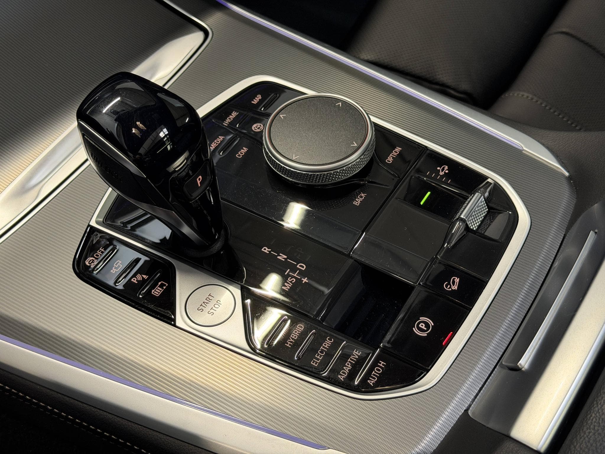 BMW X5 xDrive 45e xLine / TVA récup / Pack Innovation / Laser / 360 (2022) - Foto 17