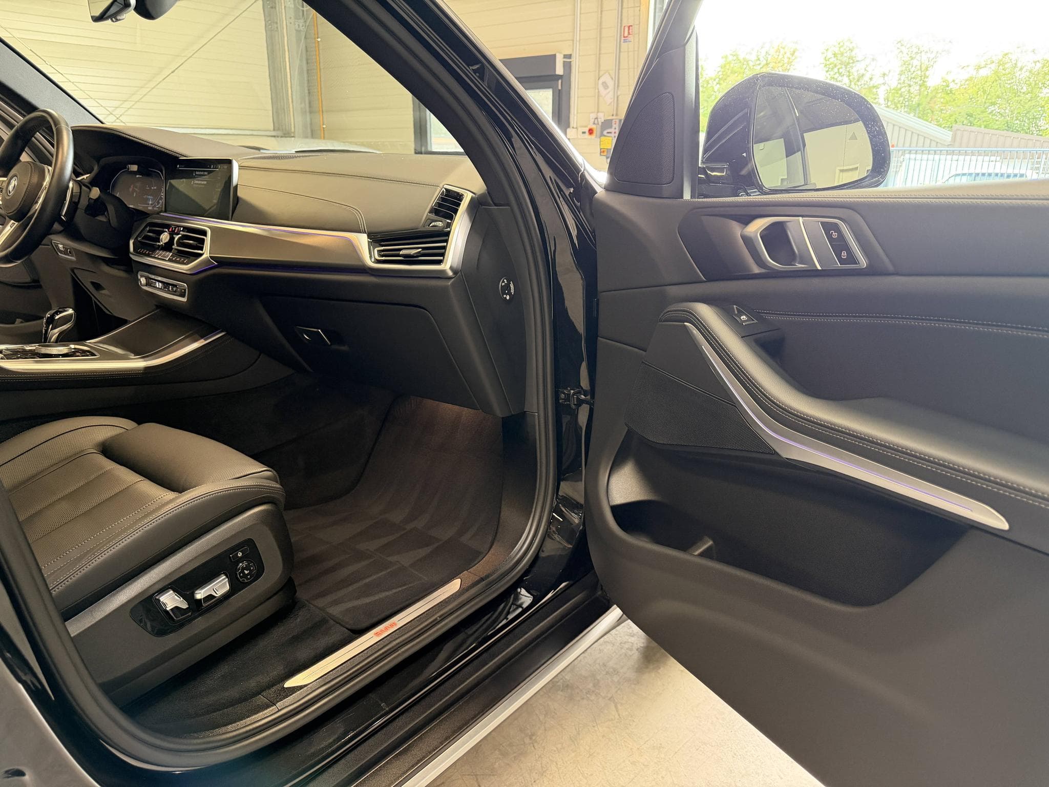 BMW X5 xDrive 45e xLine / TVA récup / Pack Innovation / Laser / 360 (2022) - Foto 20