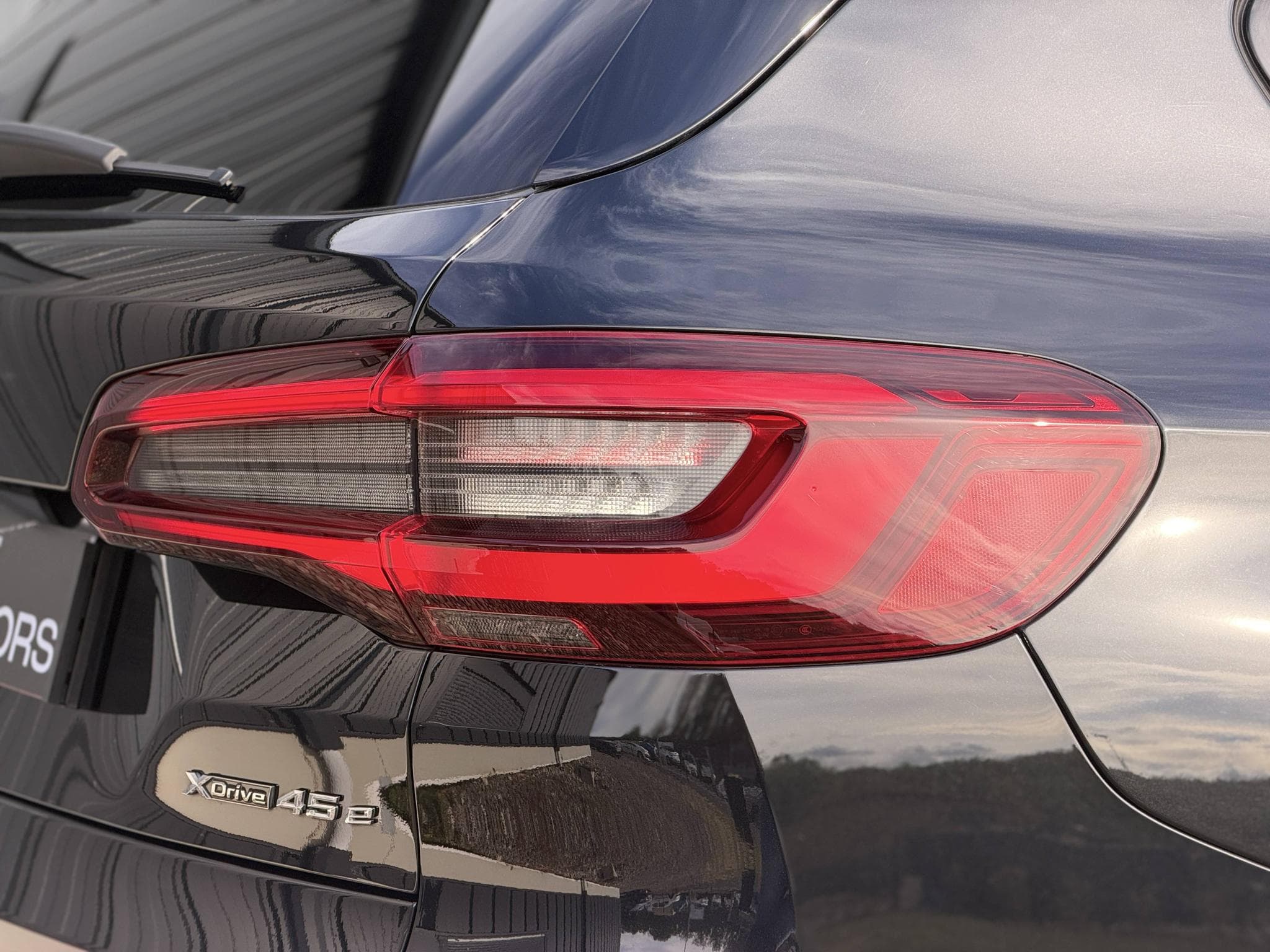 BMW X5 xDrive 45e xLine / TVA récup / Pack Innovation / Laser / 360 (2022) - Foto 30