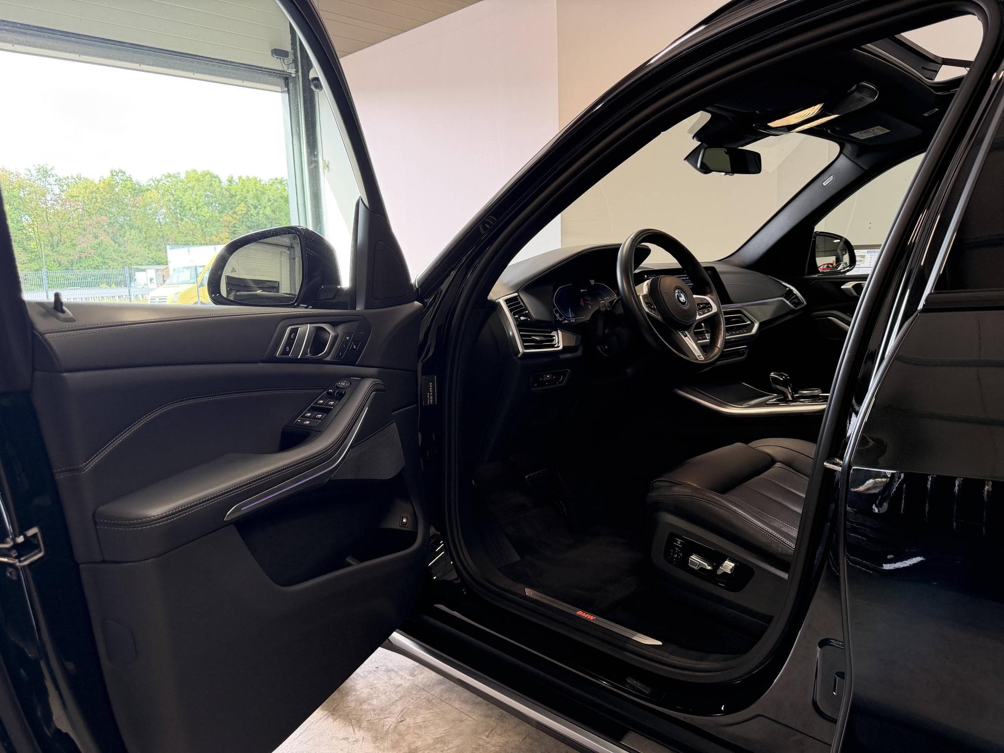 BMW X5 xDrive 45e xLine / TVA récup / Pack Innovation / Laser / 360 (2022) - Foto 39
