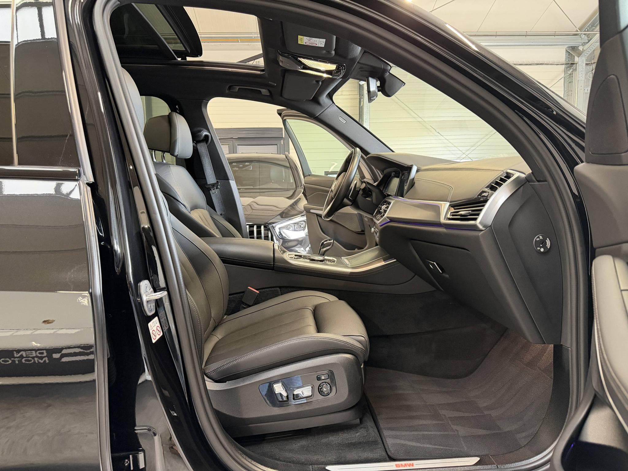 BMW X5 xDrive 45e xLine / TVA récup / Pack Innovation / Laser / 360 (2022) - Foto 43