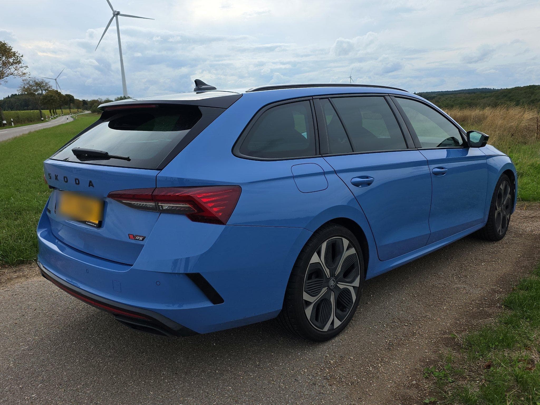 Skoda Octavia RS (2025) - Photo 6