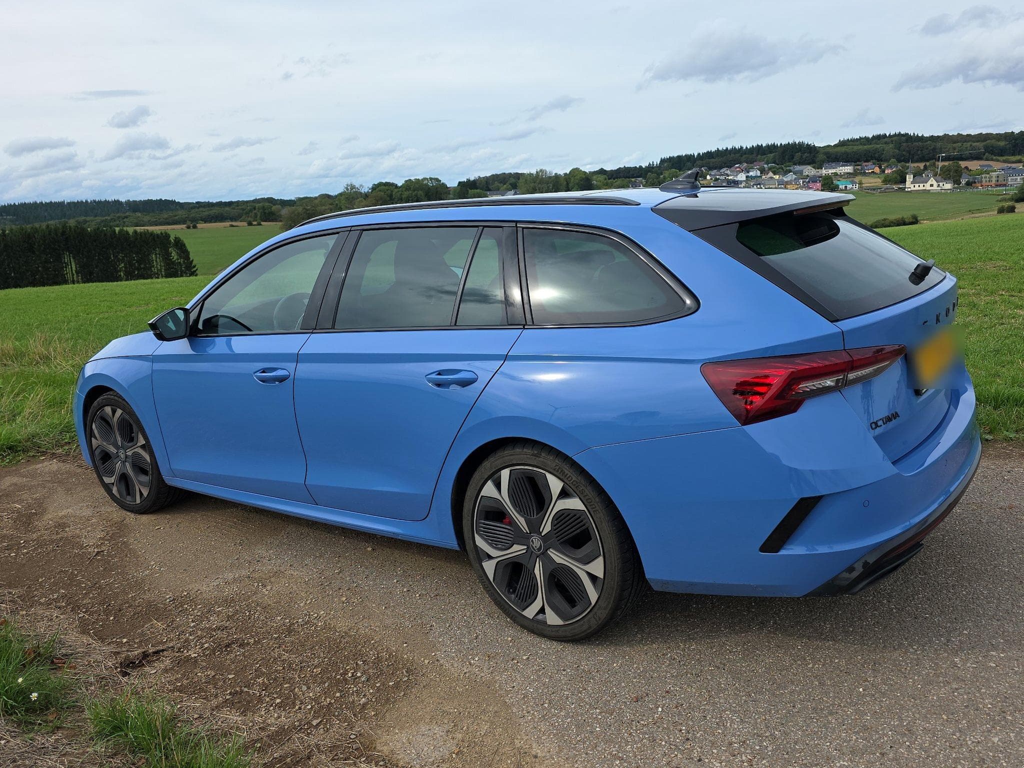 Skoda Octavia RS (2025) - Photo 7