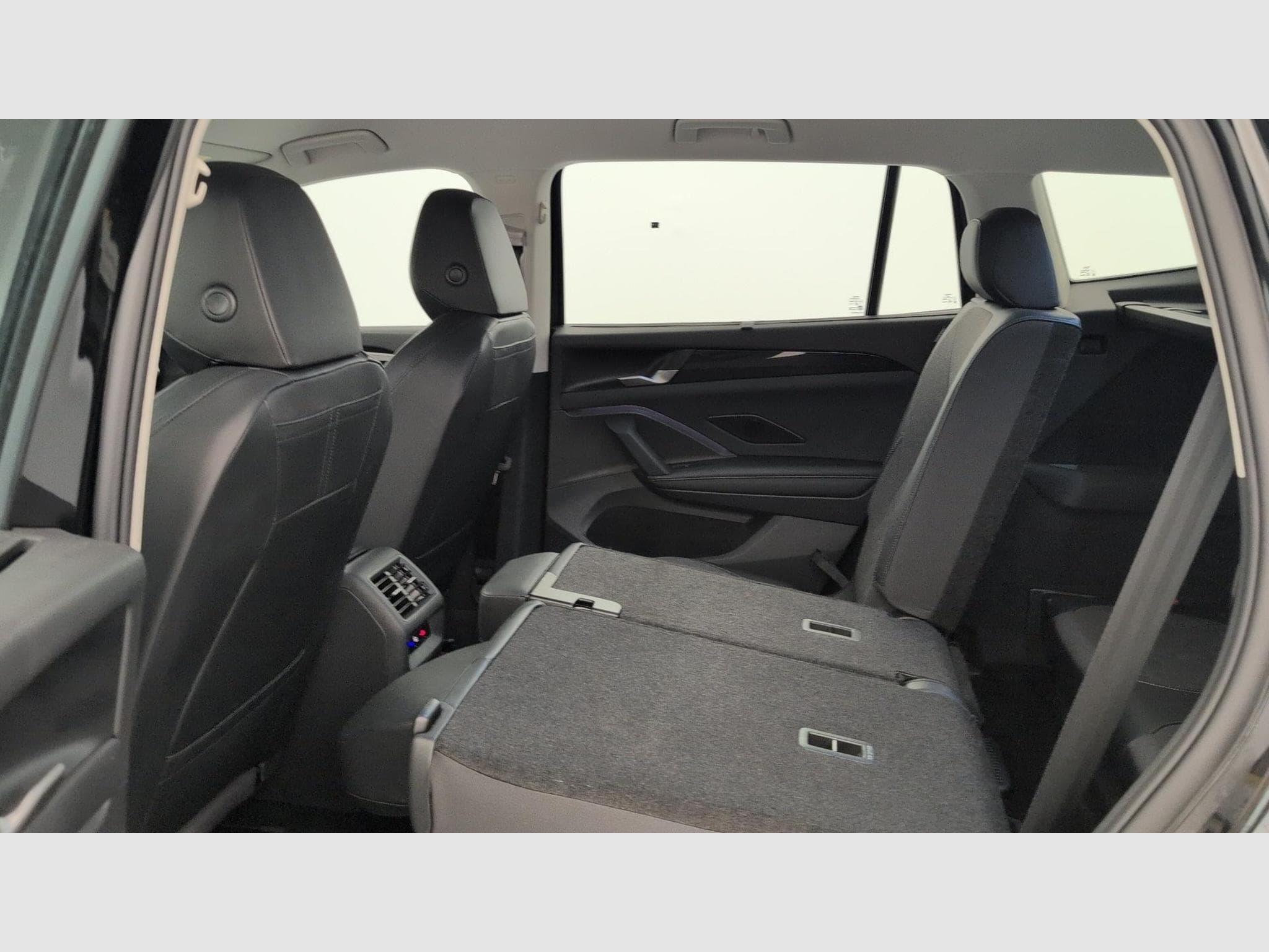 VW Tayron Life Plus (2025) - Photo 12