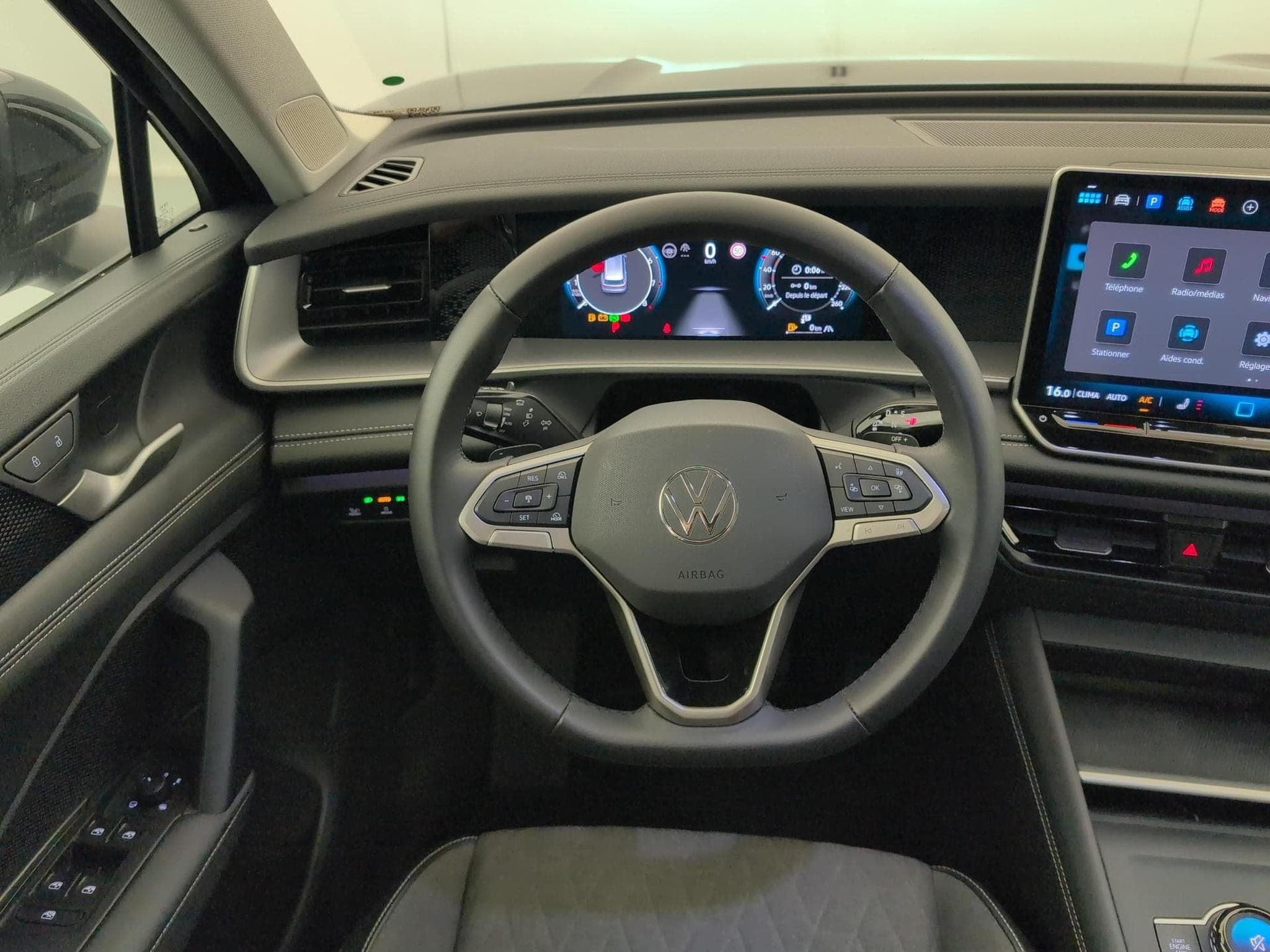 VW Tayron Life Plus (2025) - Photo 14