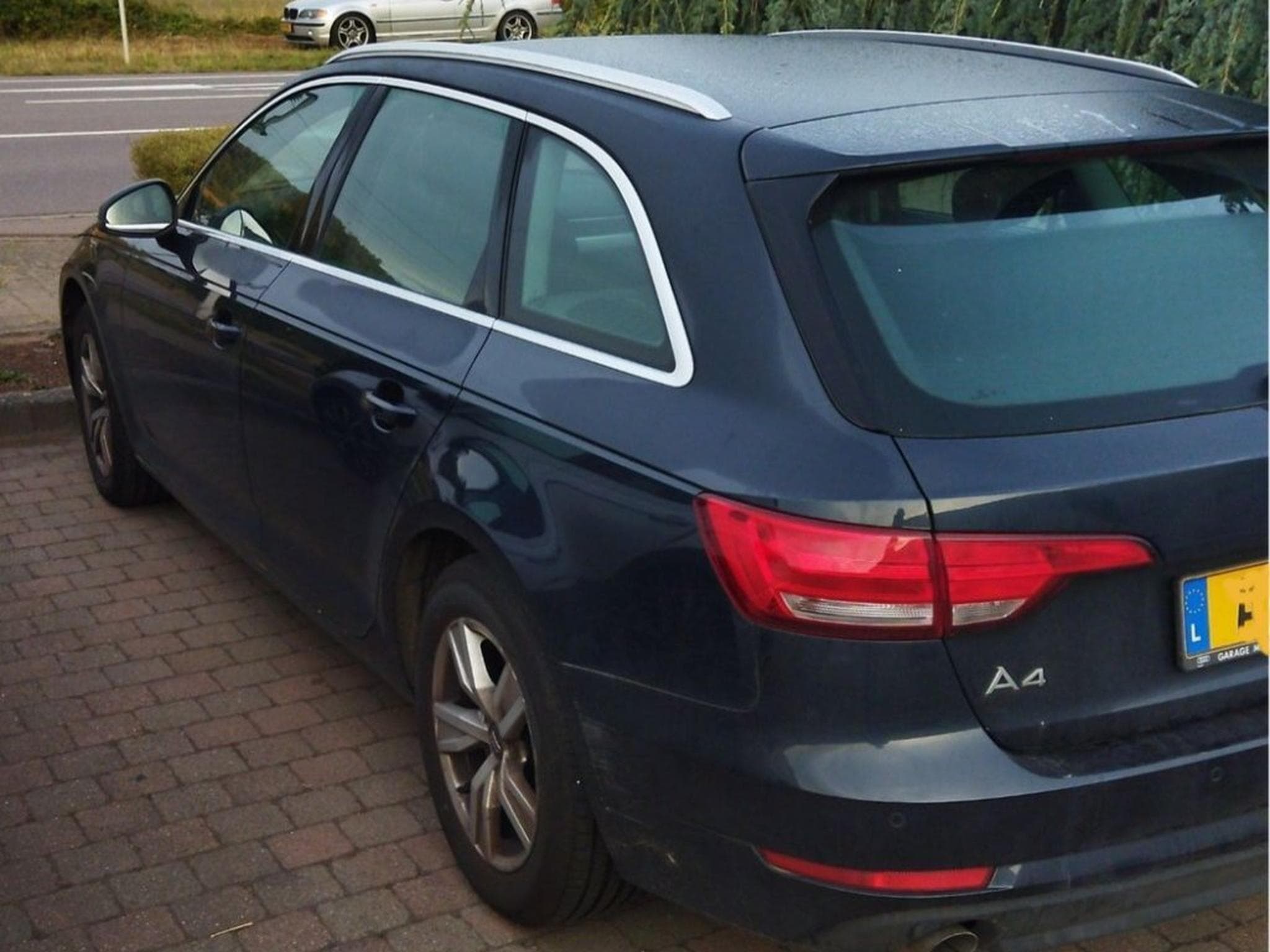 Audi A4 (2016) - Photo 2