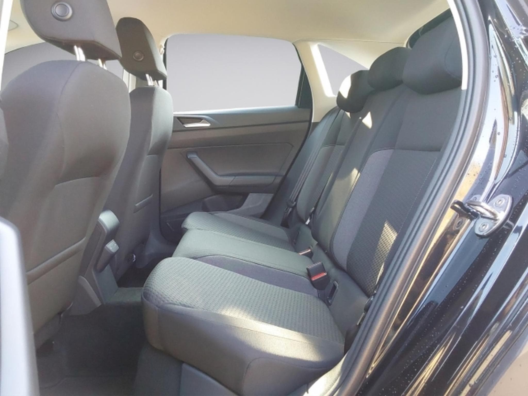 VW Taigo 1.0 TSI DSG LED App Connect (2026) - Photo 12