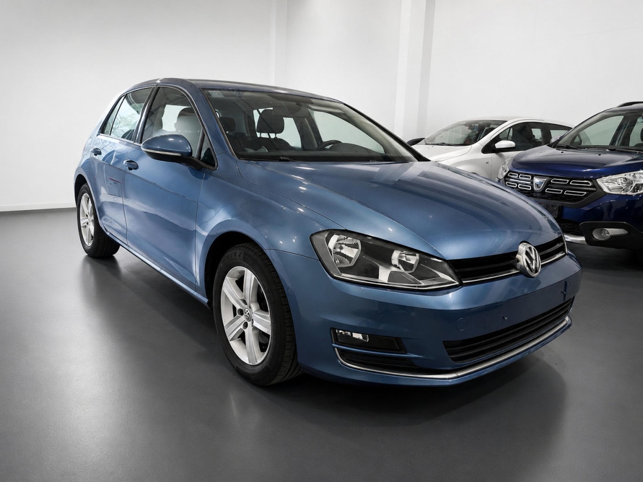 VW Golf 1.4 Tsi 122 DSG Comfortline (2014) - Photo 2