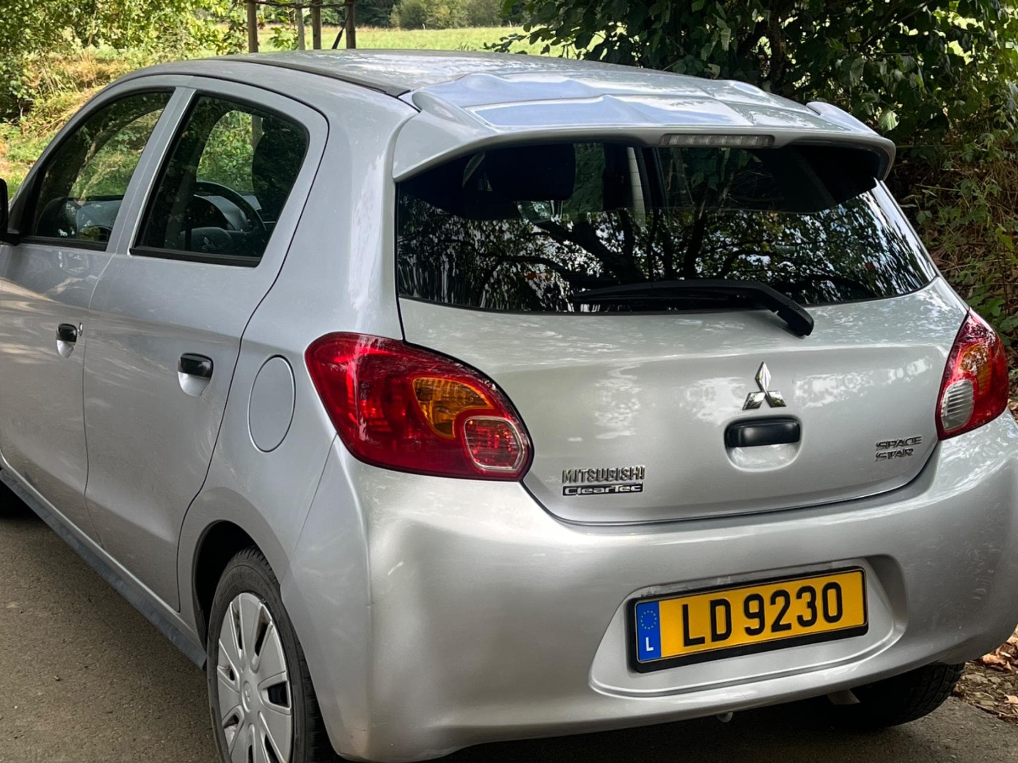 Mitsubishi Space Star (2014) - Photo 2