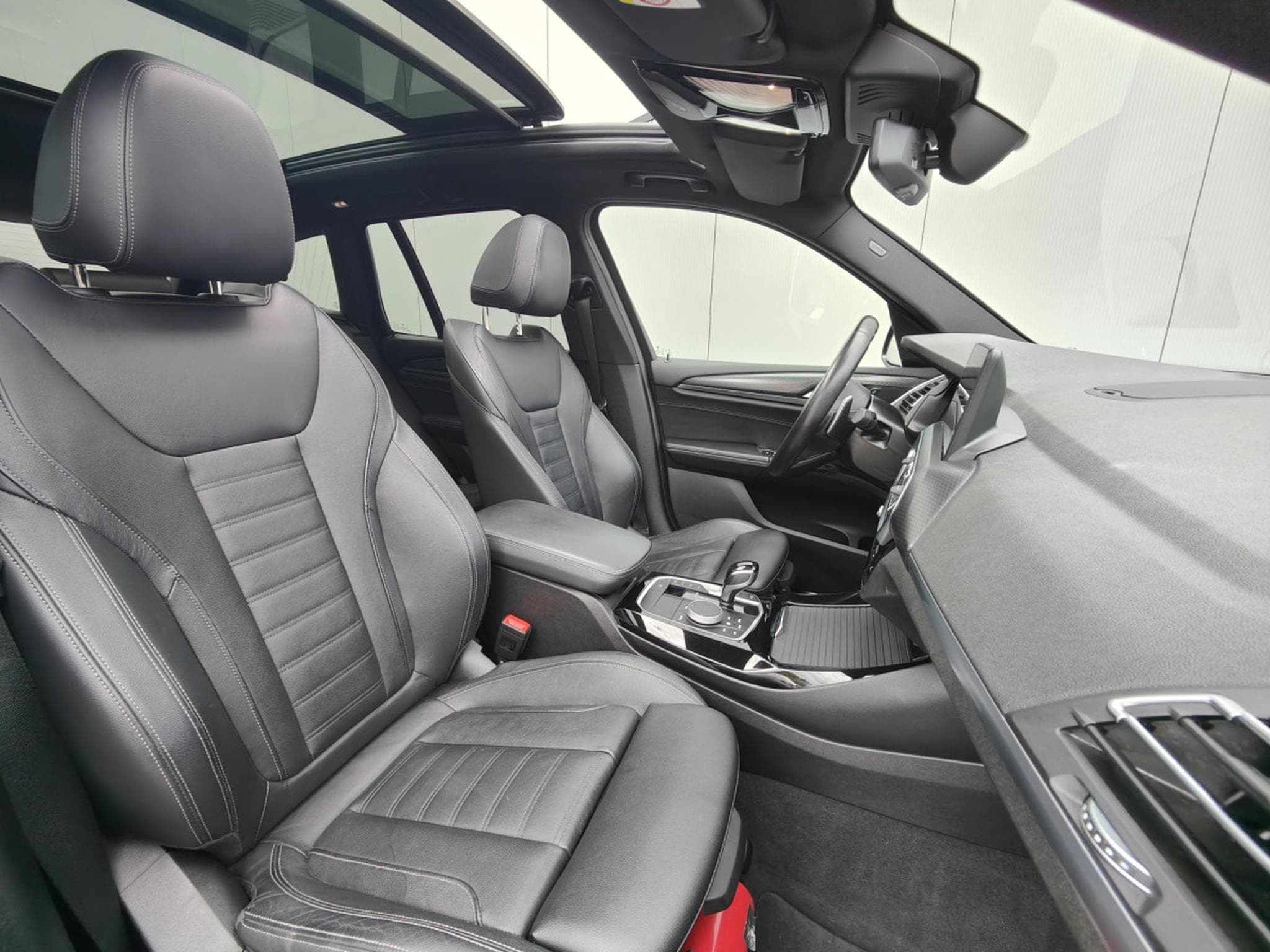 BMW X3 XDRIVE 30E PHEV PACK M CARPLAY CAMERA TOIT PANO OUVRANT CUIR (2022) - Photo 8