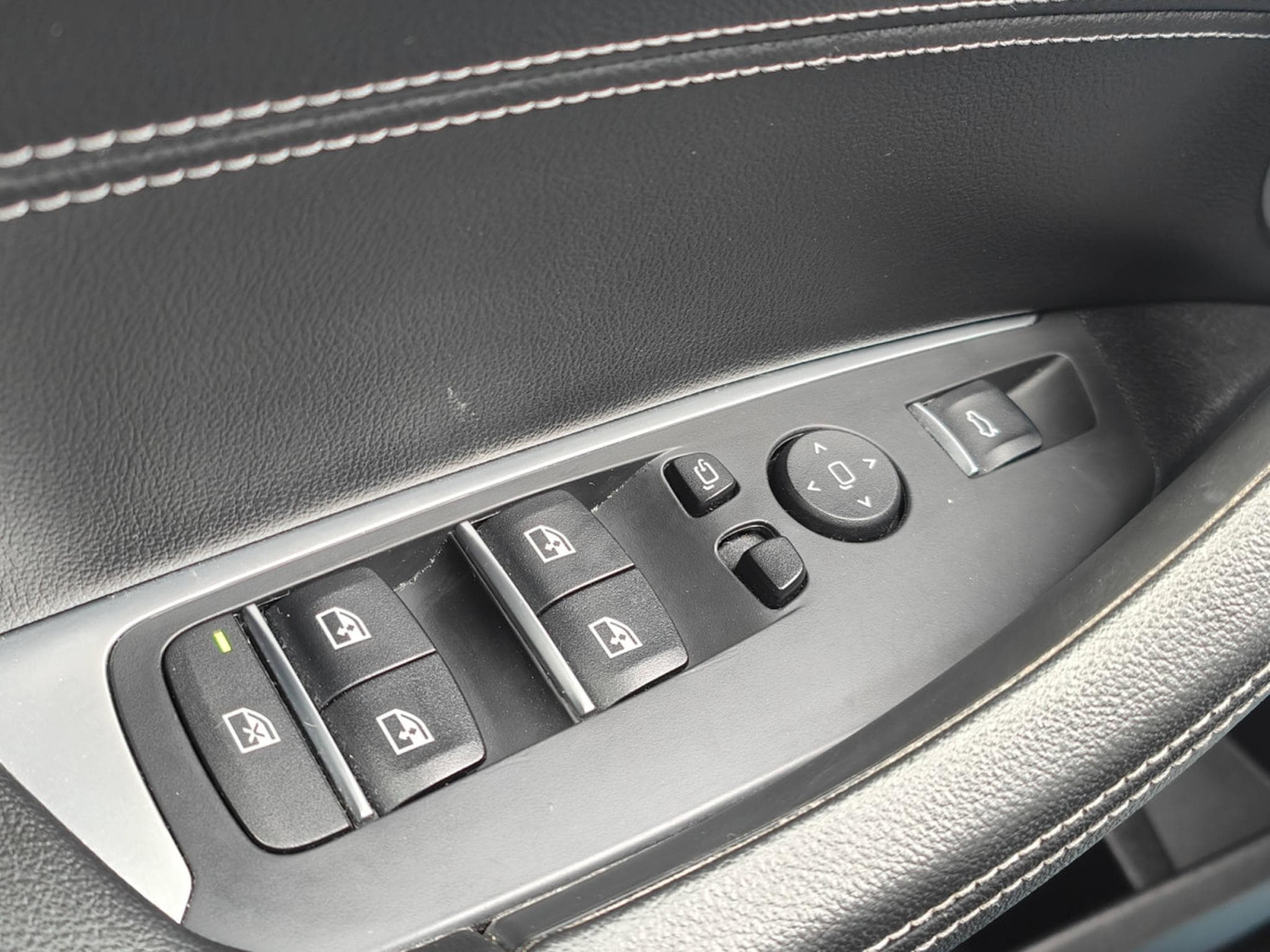 BMW X3 XDRIVE 30E PHEV PACK M CARPLAY CAMERA TOIT PANO OUVRANT CUIR (2022) - Photo 24