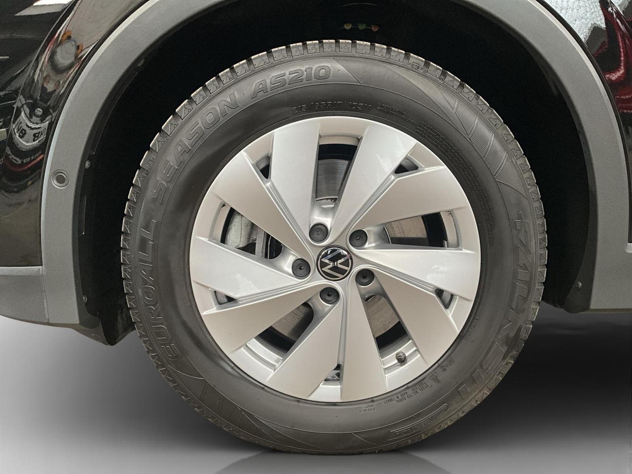 VW Tiguan Life+DSG+P.Info.+AHK+LED+Navi (2025) - Foto 8