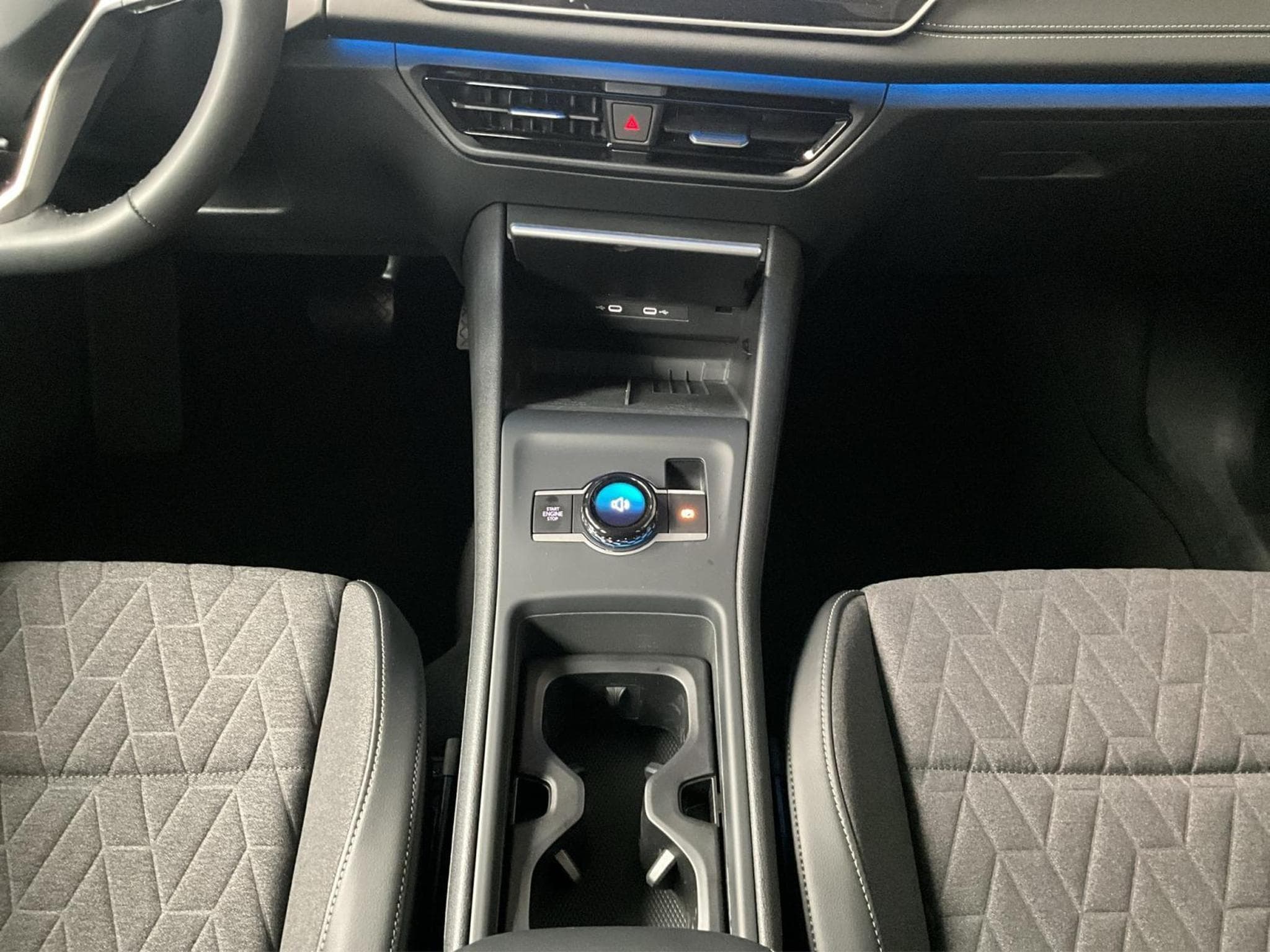 VW Tiguan Life+DSG+P.Info.+AHK+LED+Navi (2025) - Foto 14