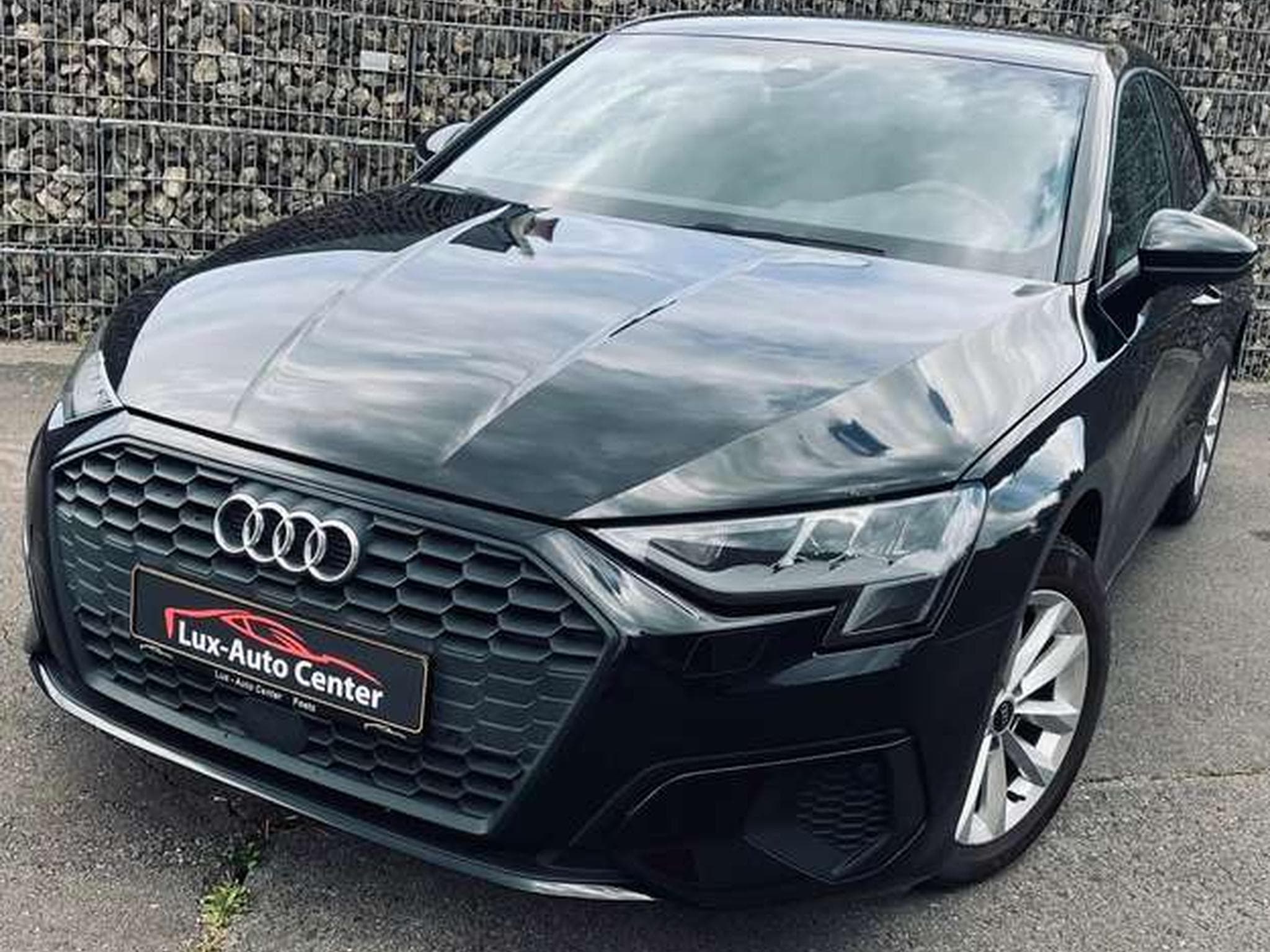 Audi A3 A3 Sportback 35 TFSI S tronic // Garantie 12 Mois✅ (2022) - Photo 2